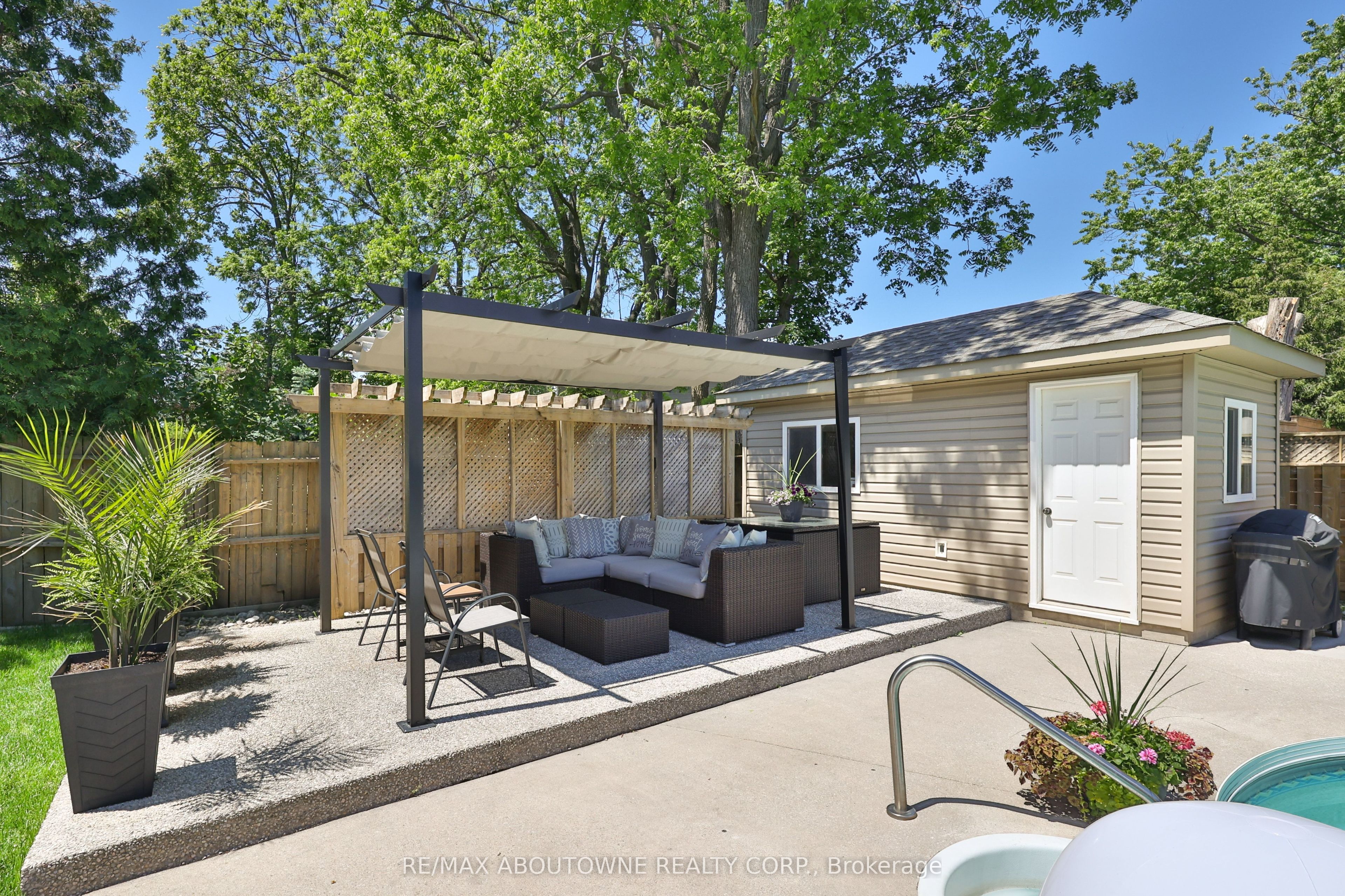 390 Seaton Drive Property Photo 49