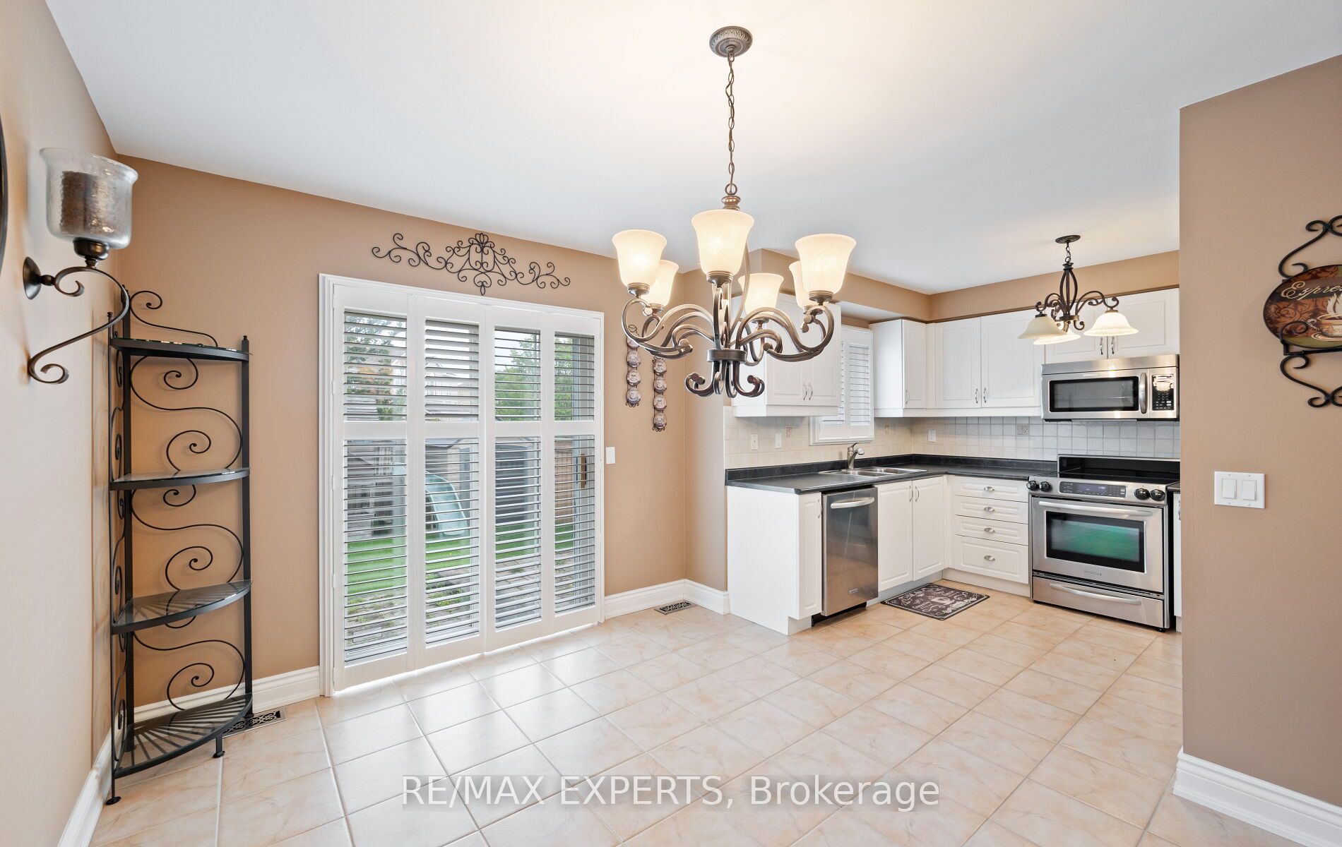 118 Senator Way Property Photo 19