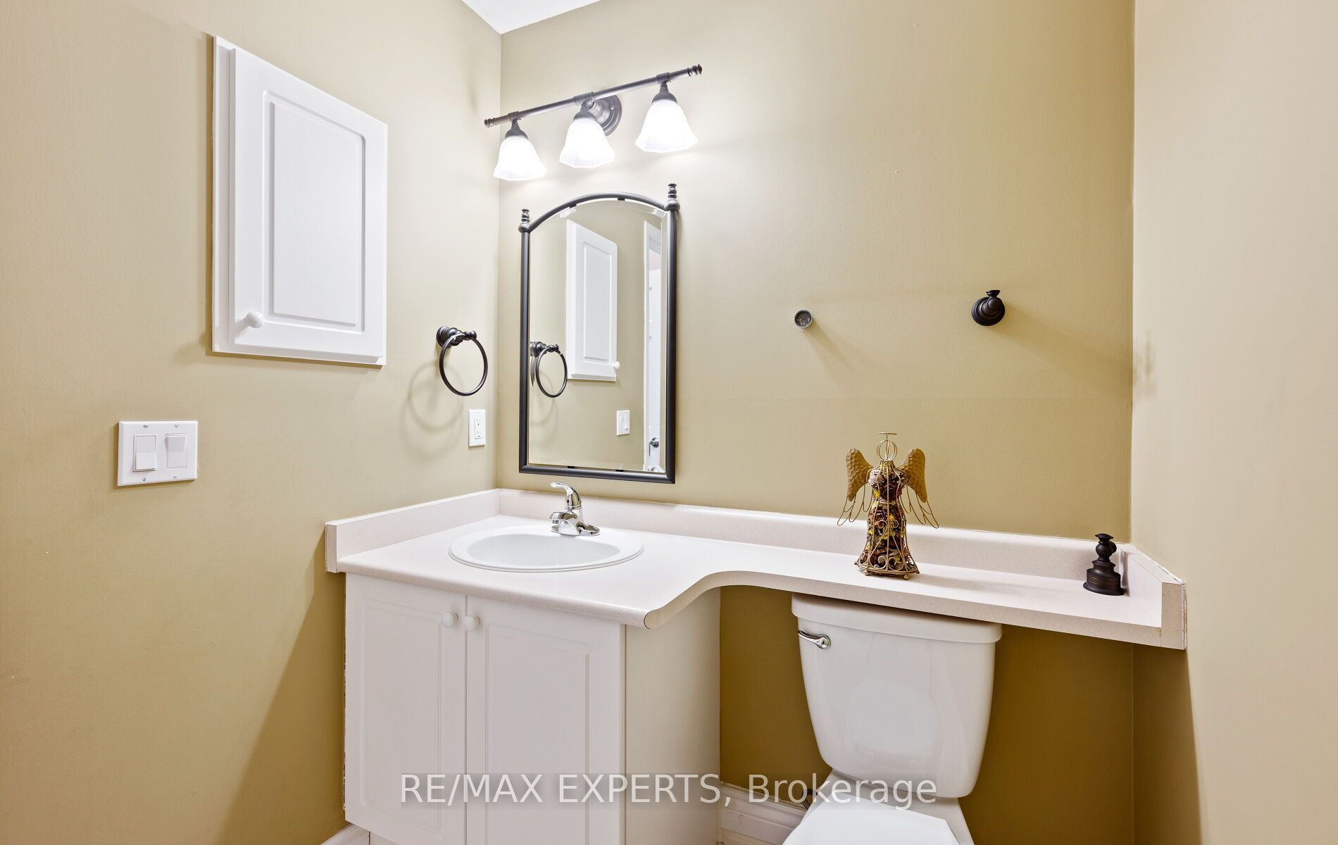 118 Senator Way Property Photo 25