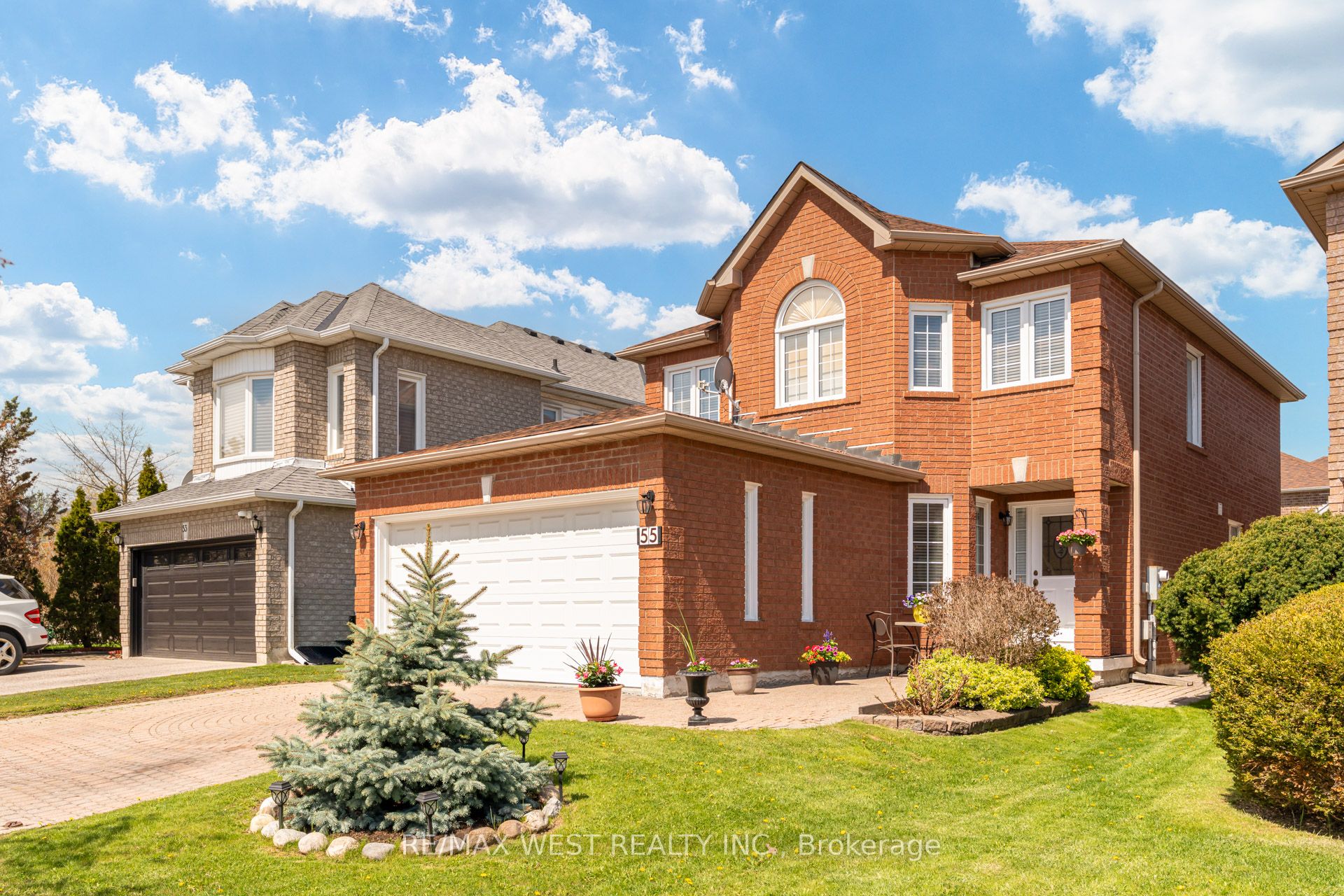 55 Pavin Crescent Property Photo 3