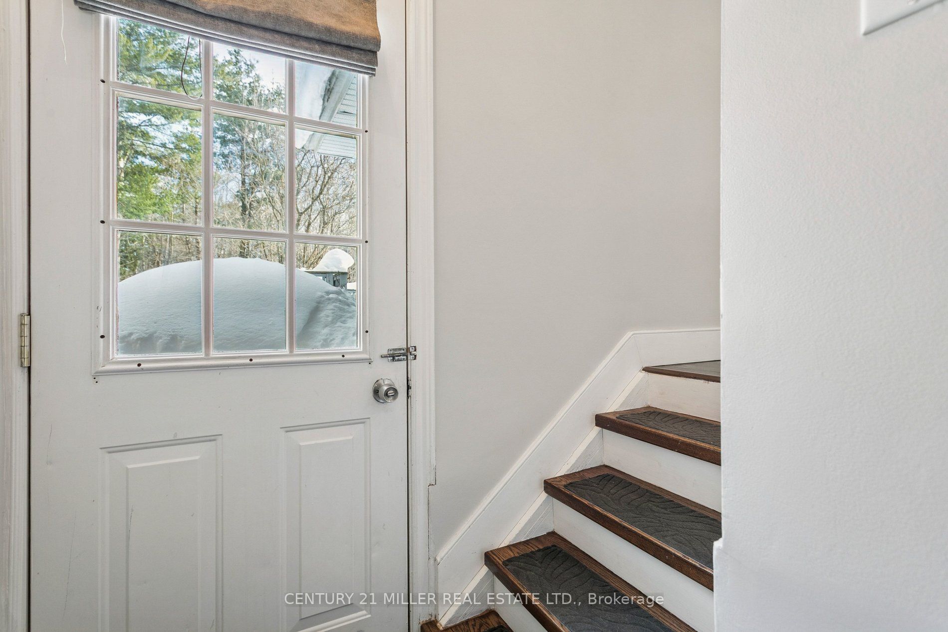 6508 17 Side Road Property Photo 26