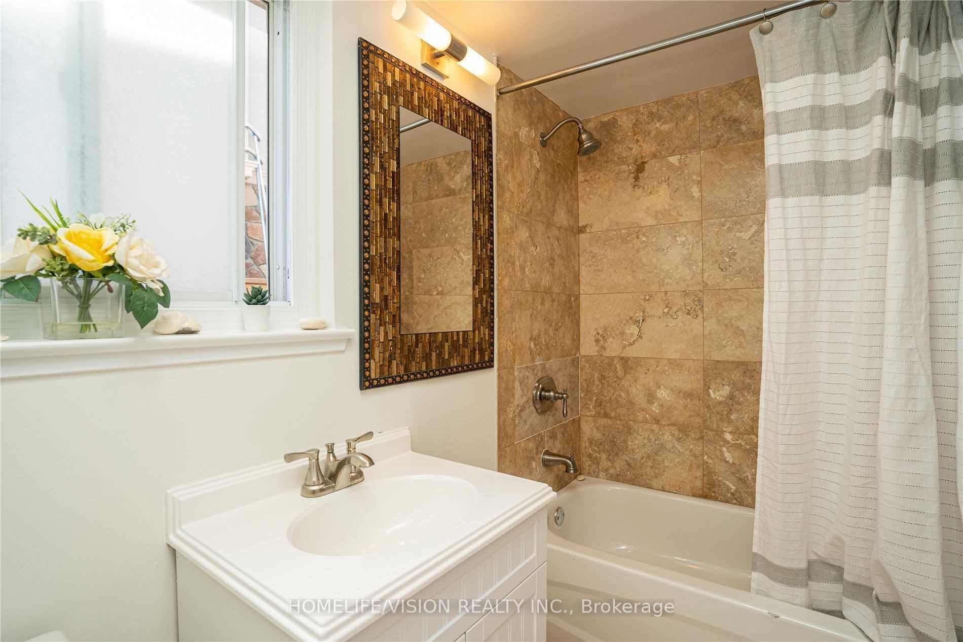16 Palgrave Crescent Property Photo 28