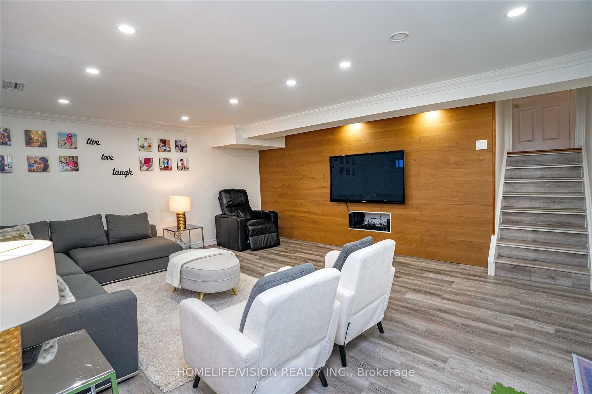 16 Palgrave Crescent Property Photo 29