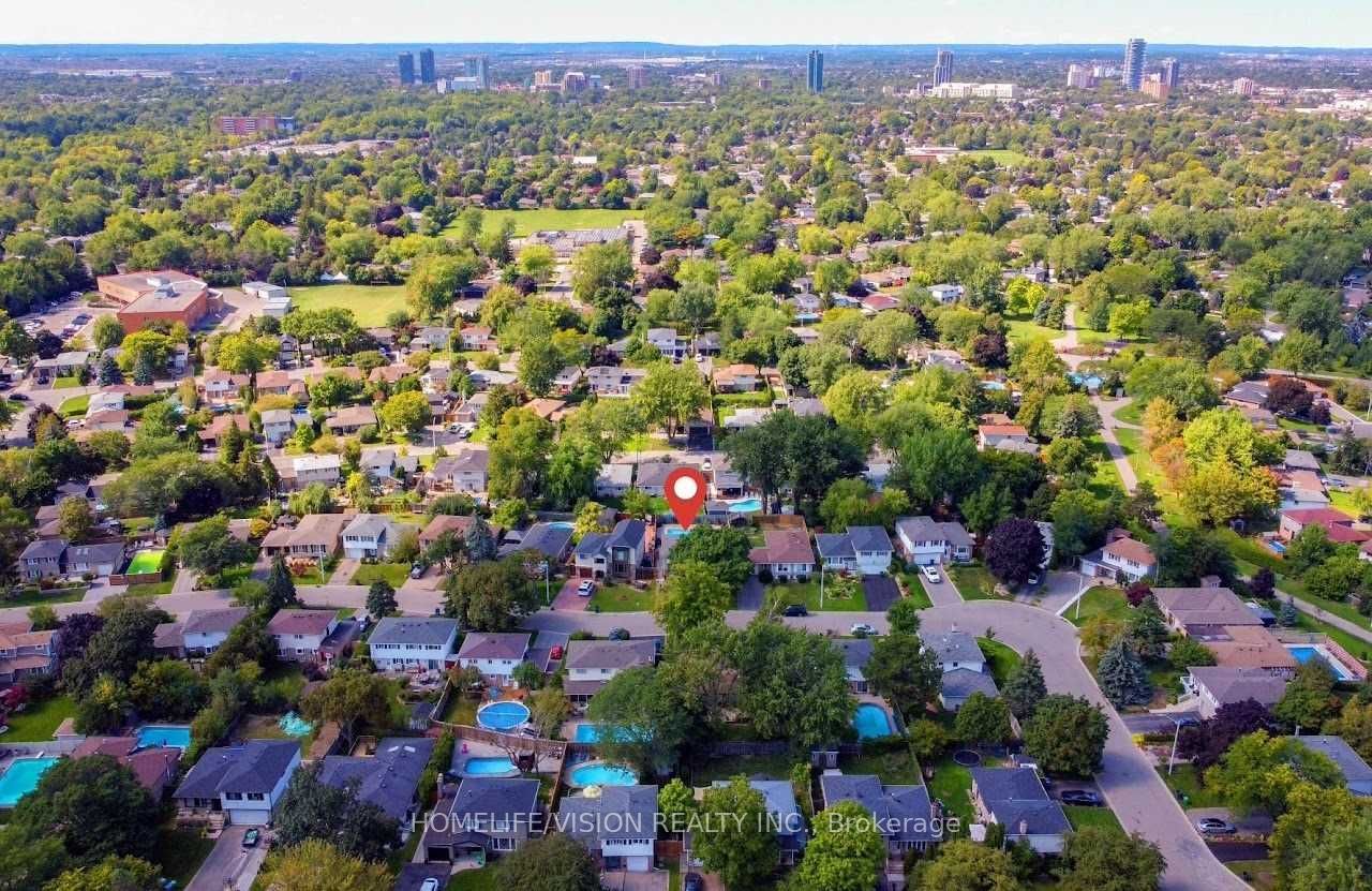 16 Palgrave Crescent Property Photo 37