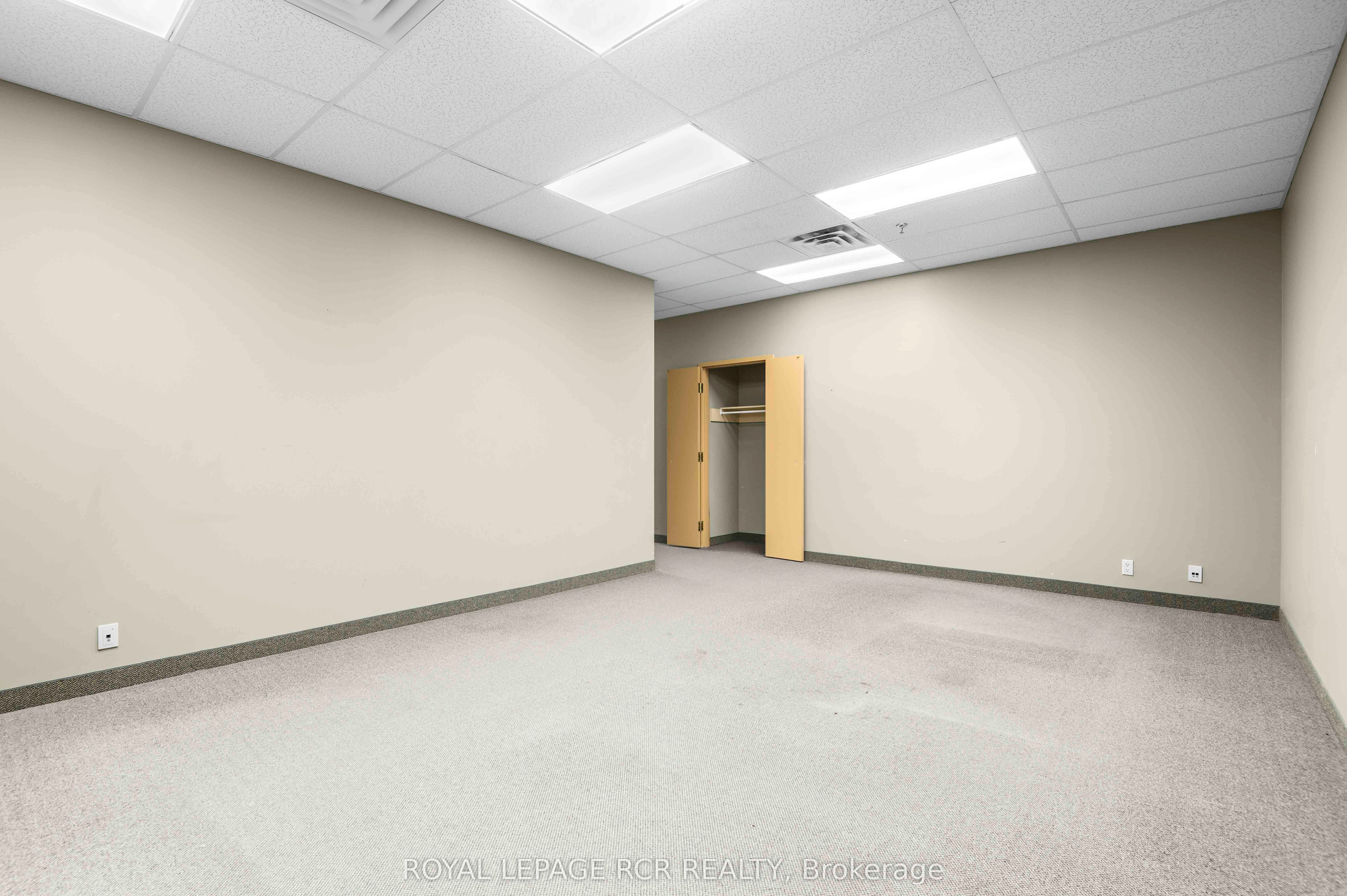 210 Broadway 204 Property Photo 17