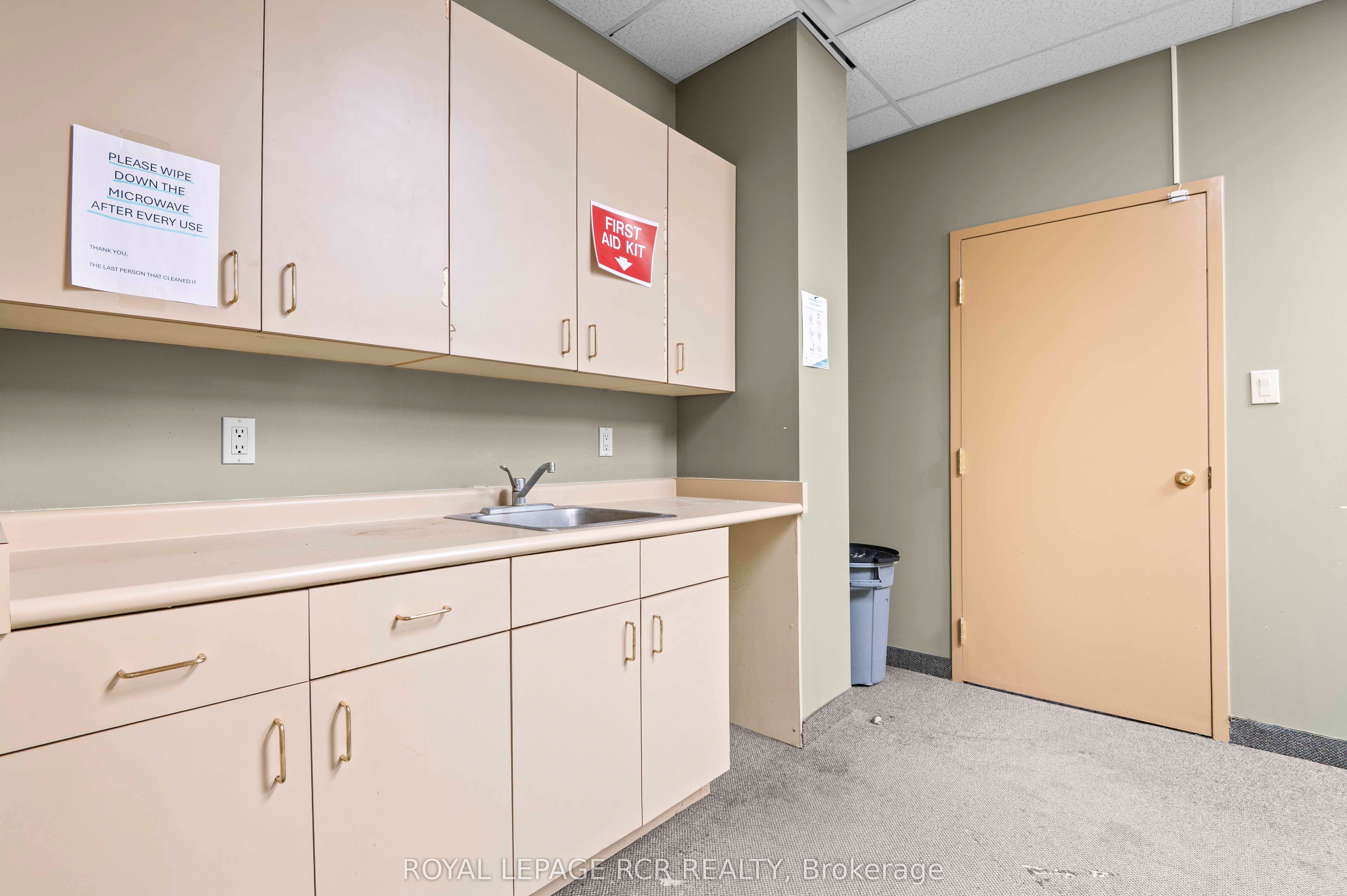 210 Broadway 204 Property Photo 22