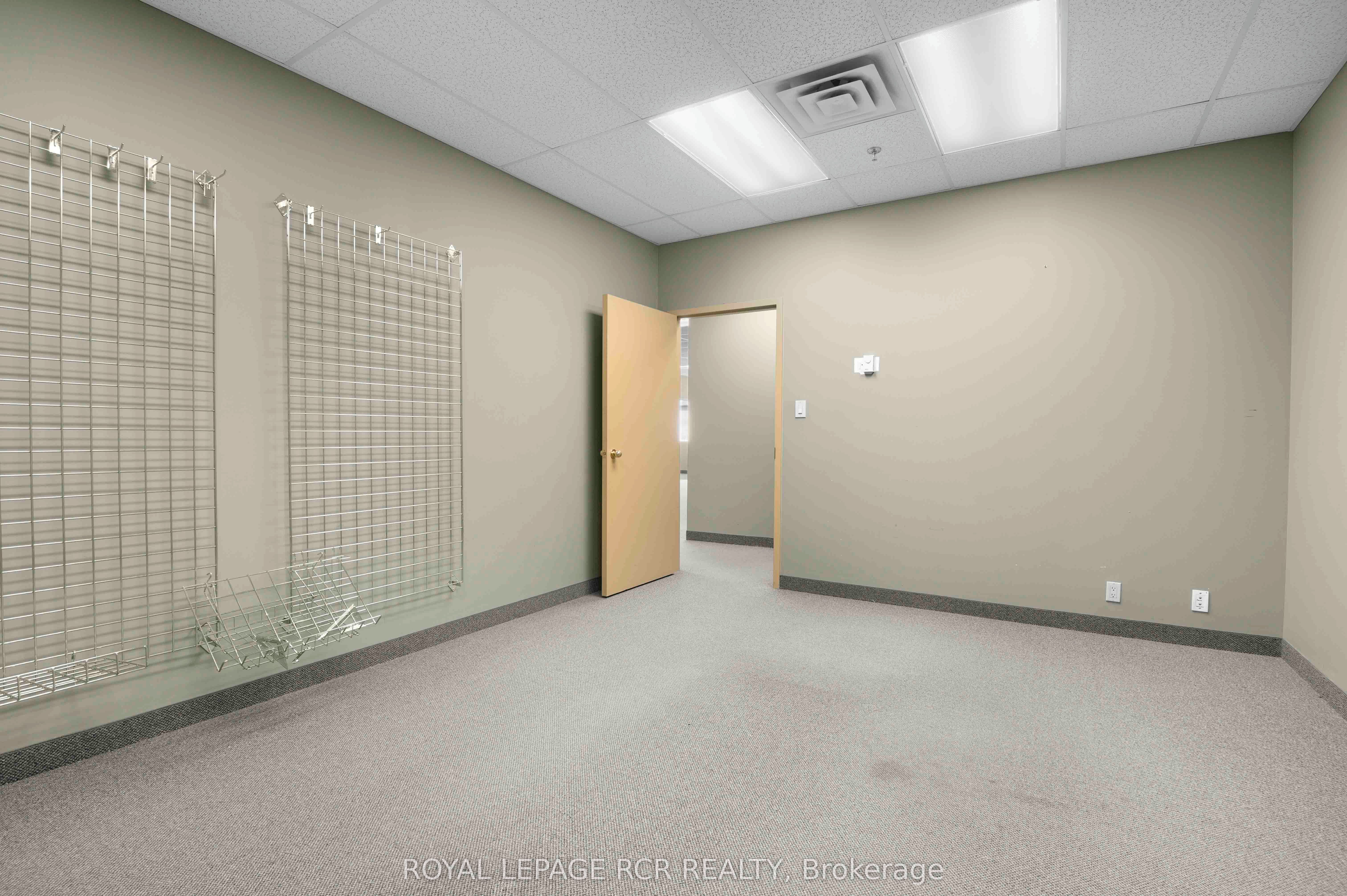 210 Broadway 204 Property Photo 27