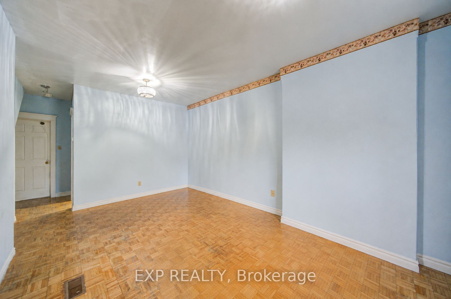 170 Wallace Avenue Property Photo 4