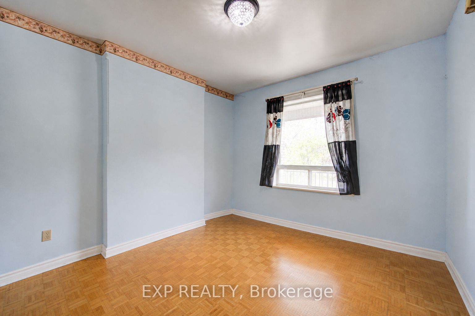 170 Wallace Avenue Property Photo 5