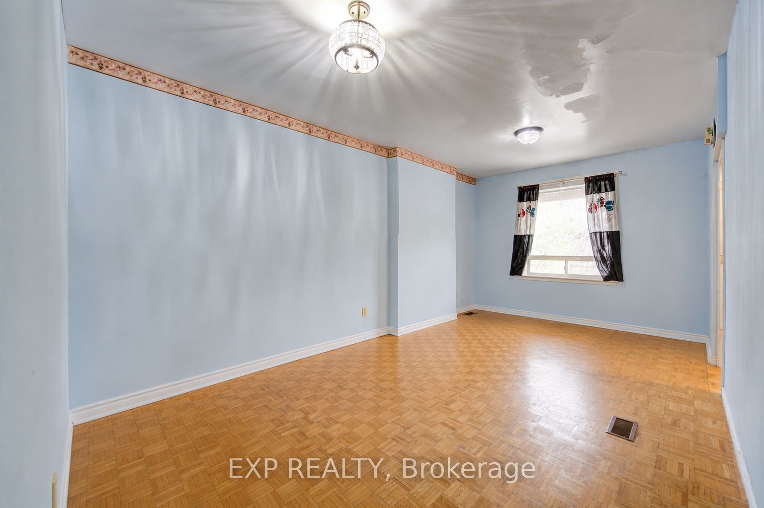 170 Wallace Avenue Property Photo 12