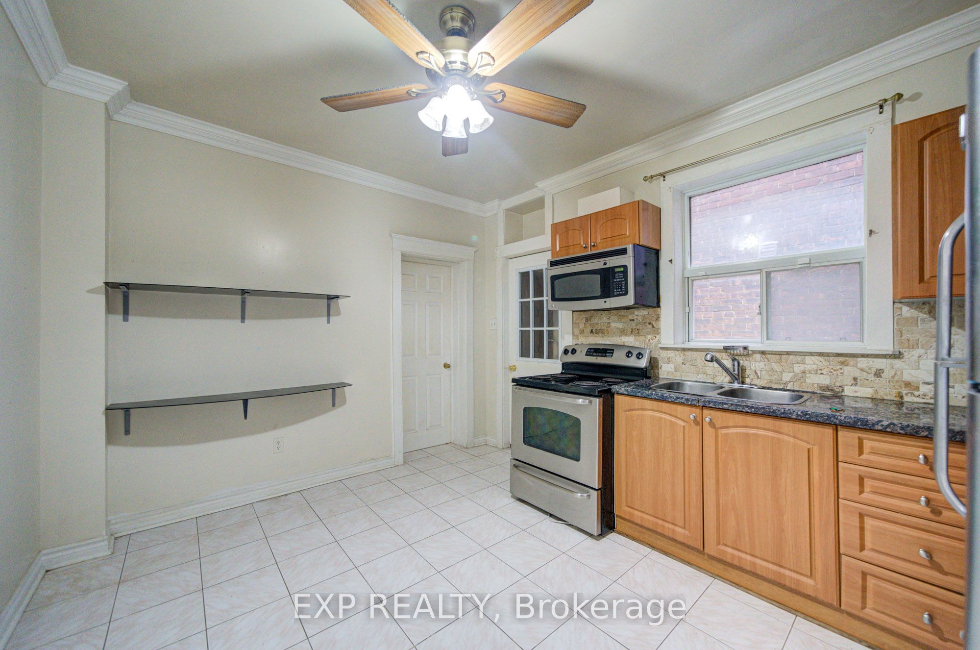 170 Wallace Avenue Property Photo 20