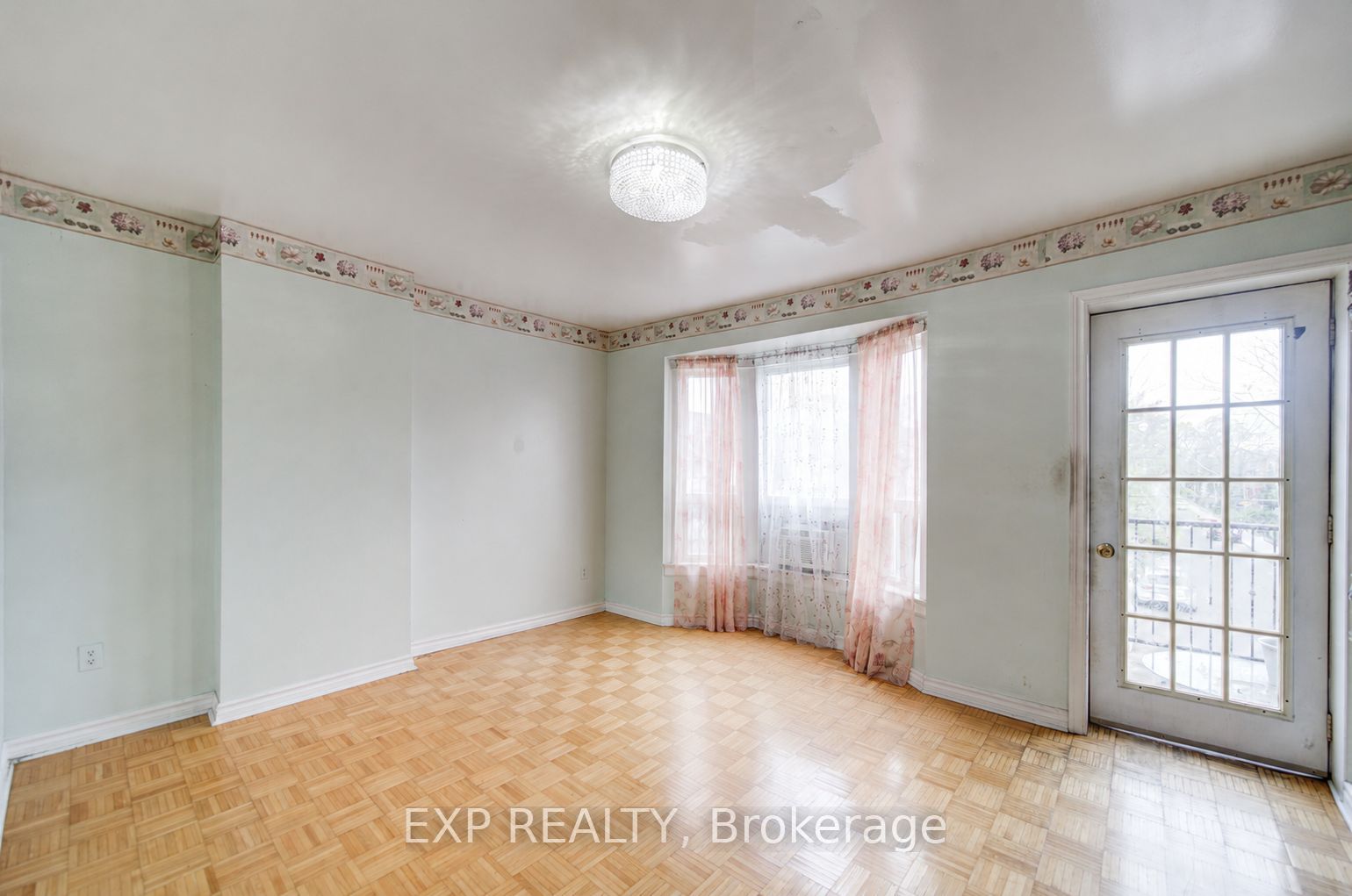 170 Wallace Avenue Property Photo 21