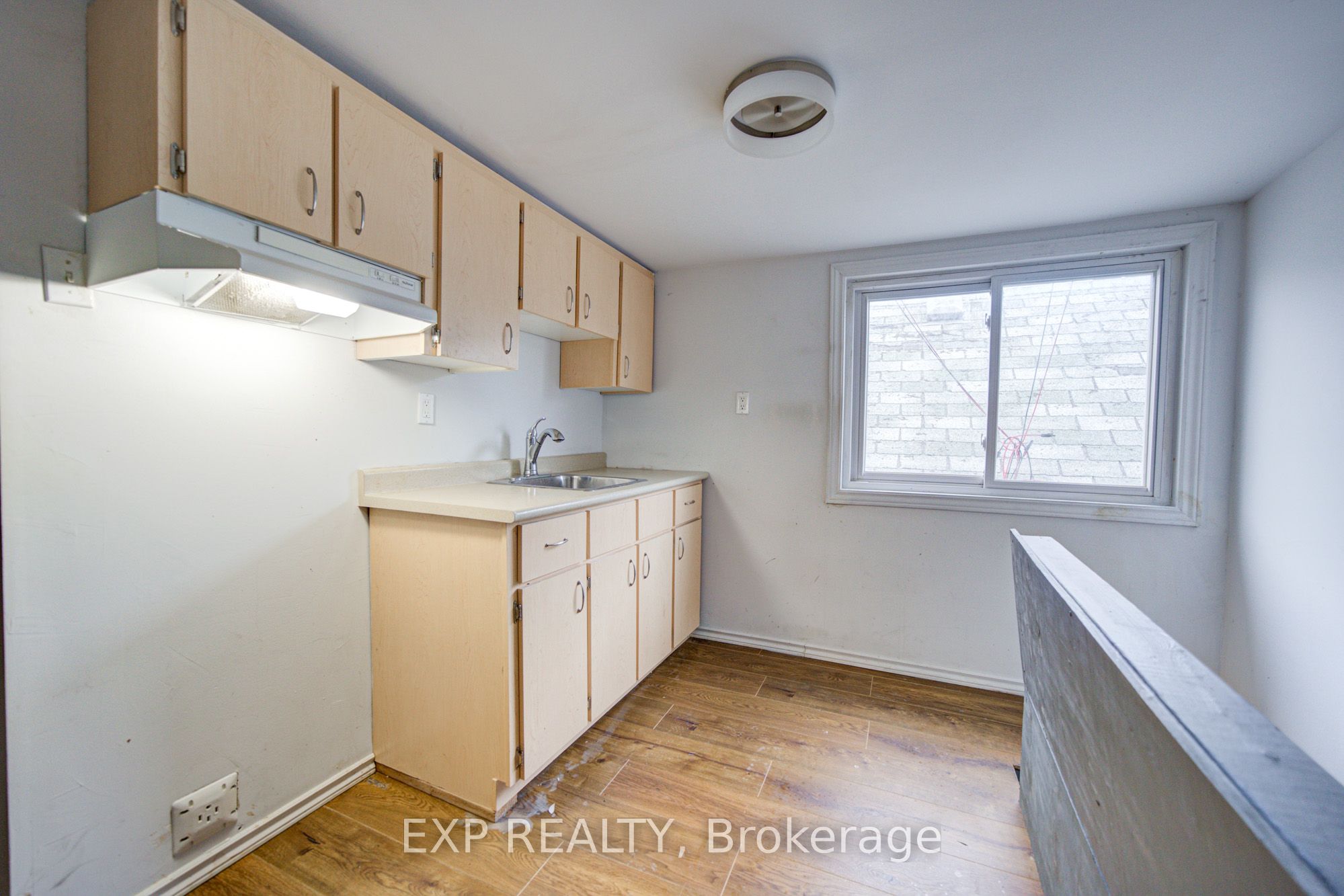 170 Wallace Avenue Property Photo 45