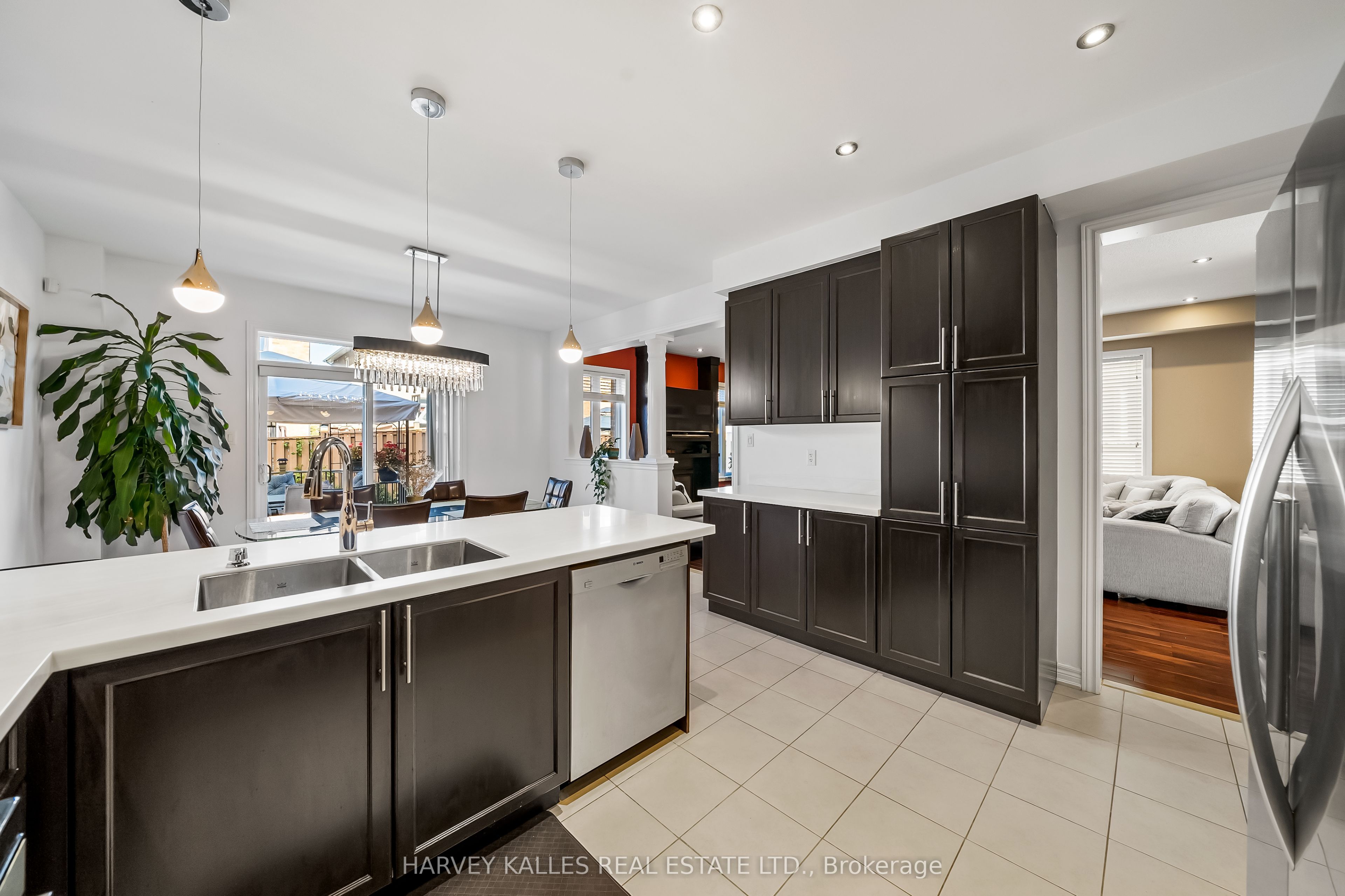 36 Boundbrook Drive Property Photo 11
