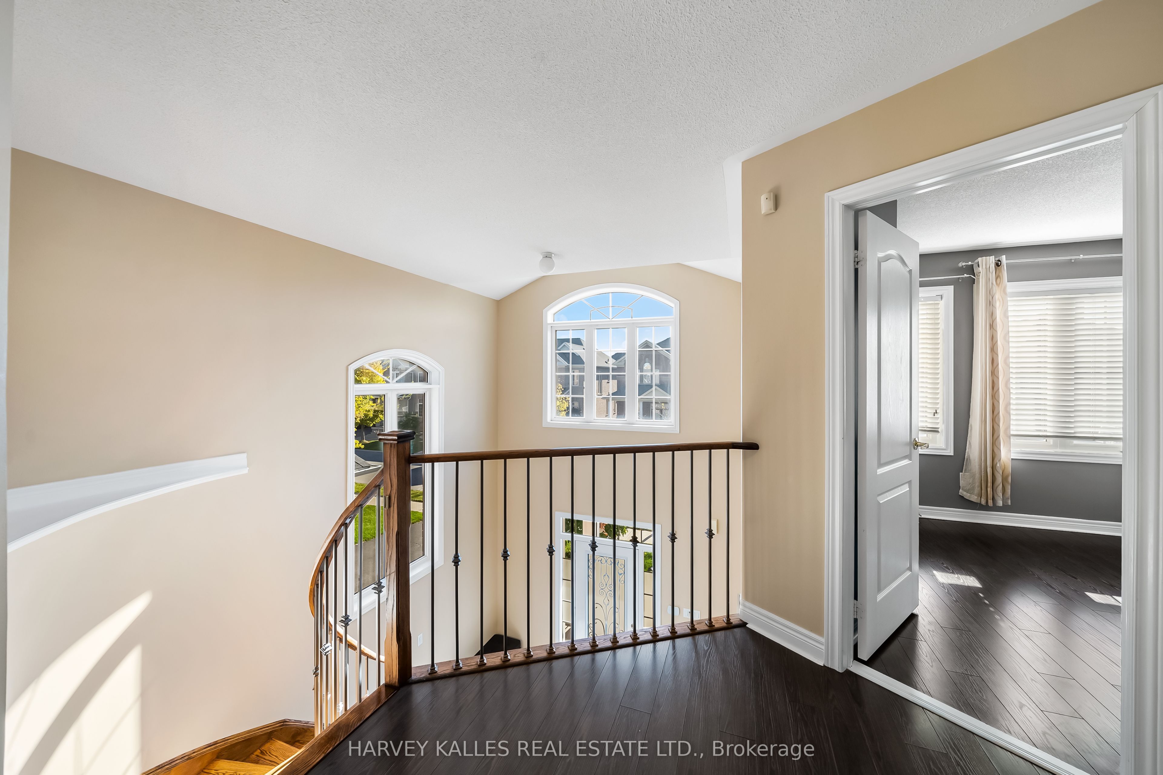 36 Boundbrook Drive Property Photo 20