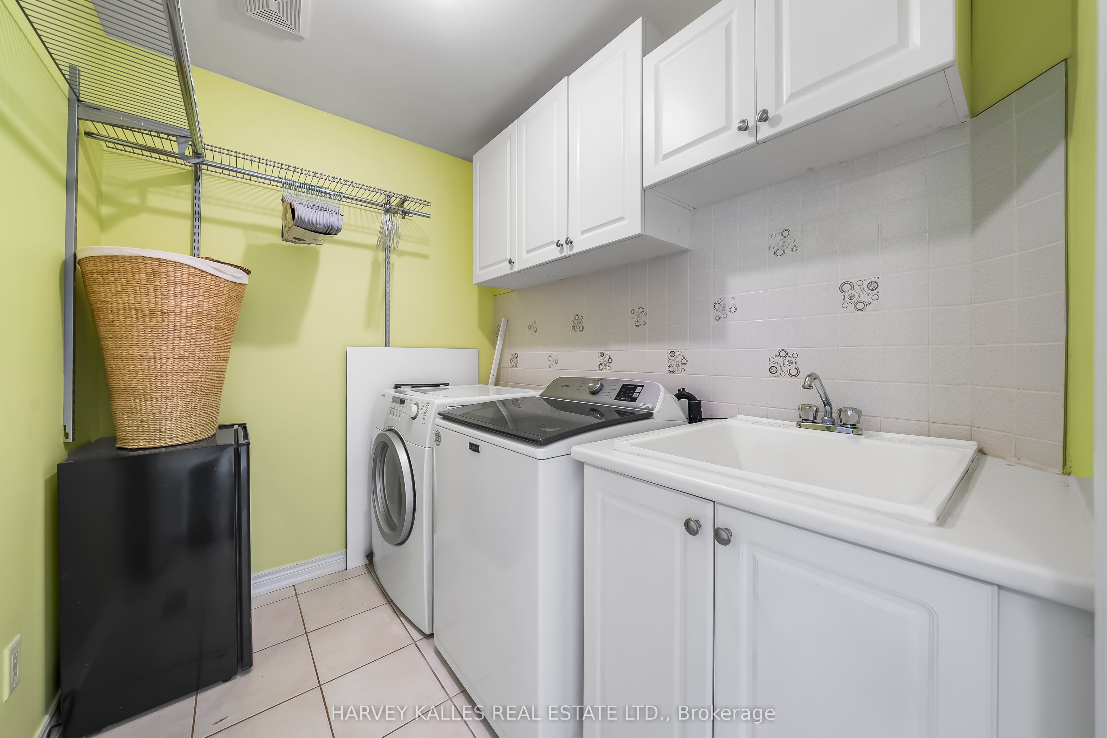 36 Boundbrook Drive Property Photo 32