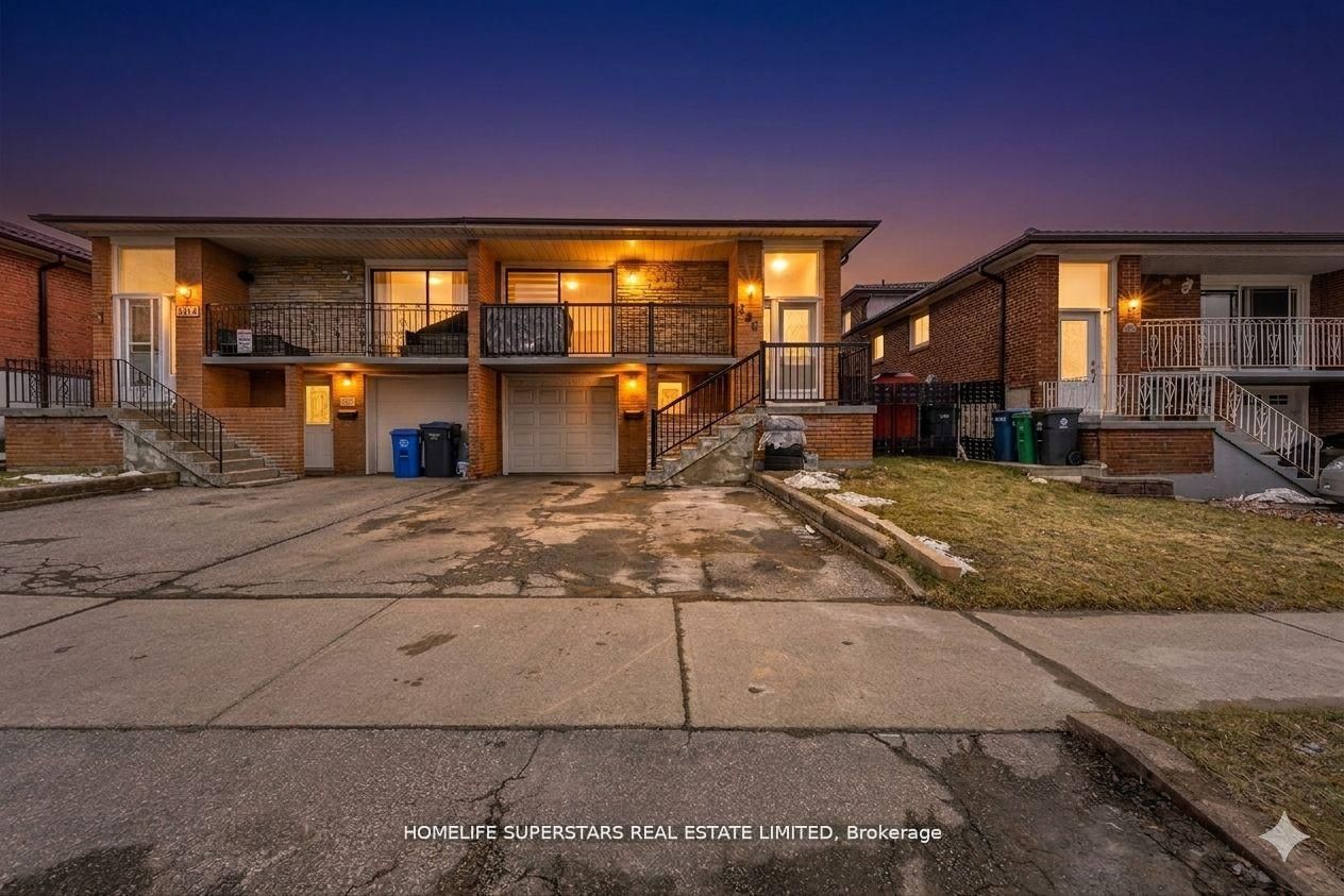 306 Royal Salisbury Way Property Photo 1