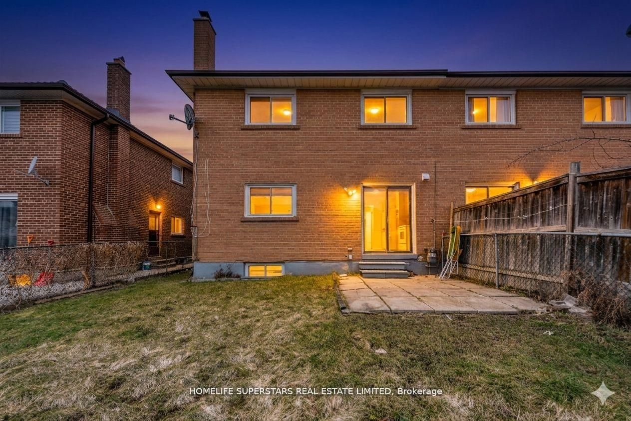 306 Royal Salisbury Way Property Photo 20