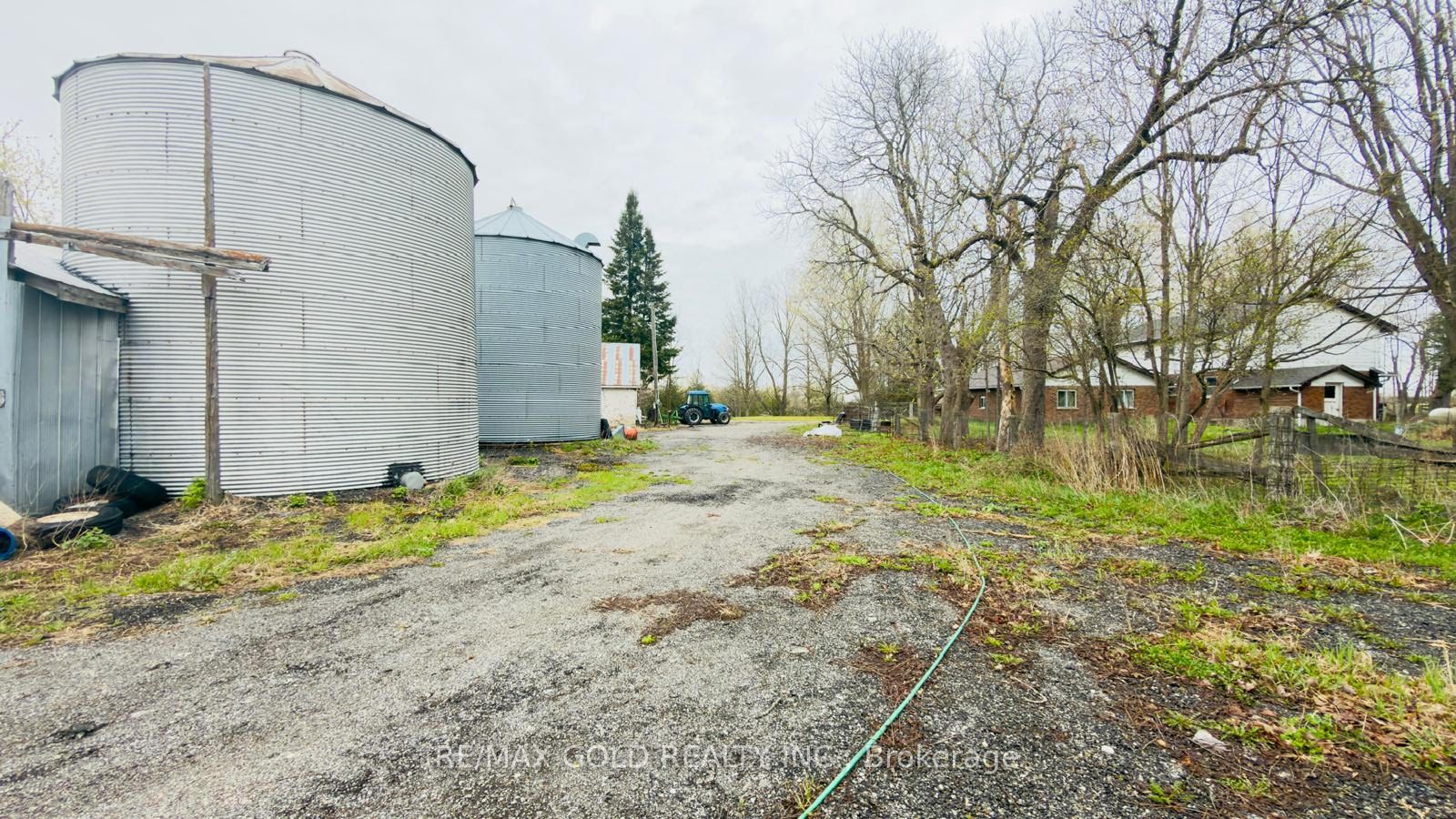 4476 Beech Grove Side Road Property Photo 15