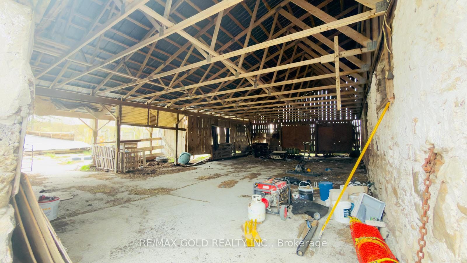 4476 Beech Grove Side Road Property Photo 20