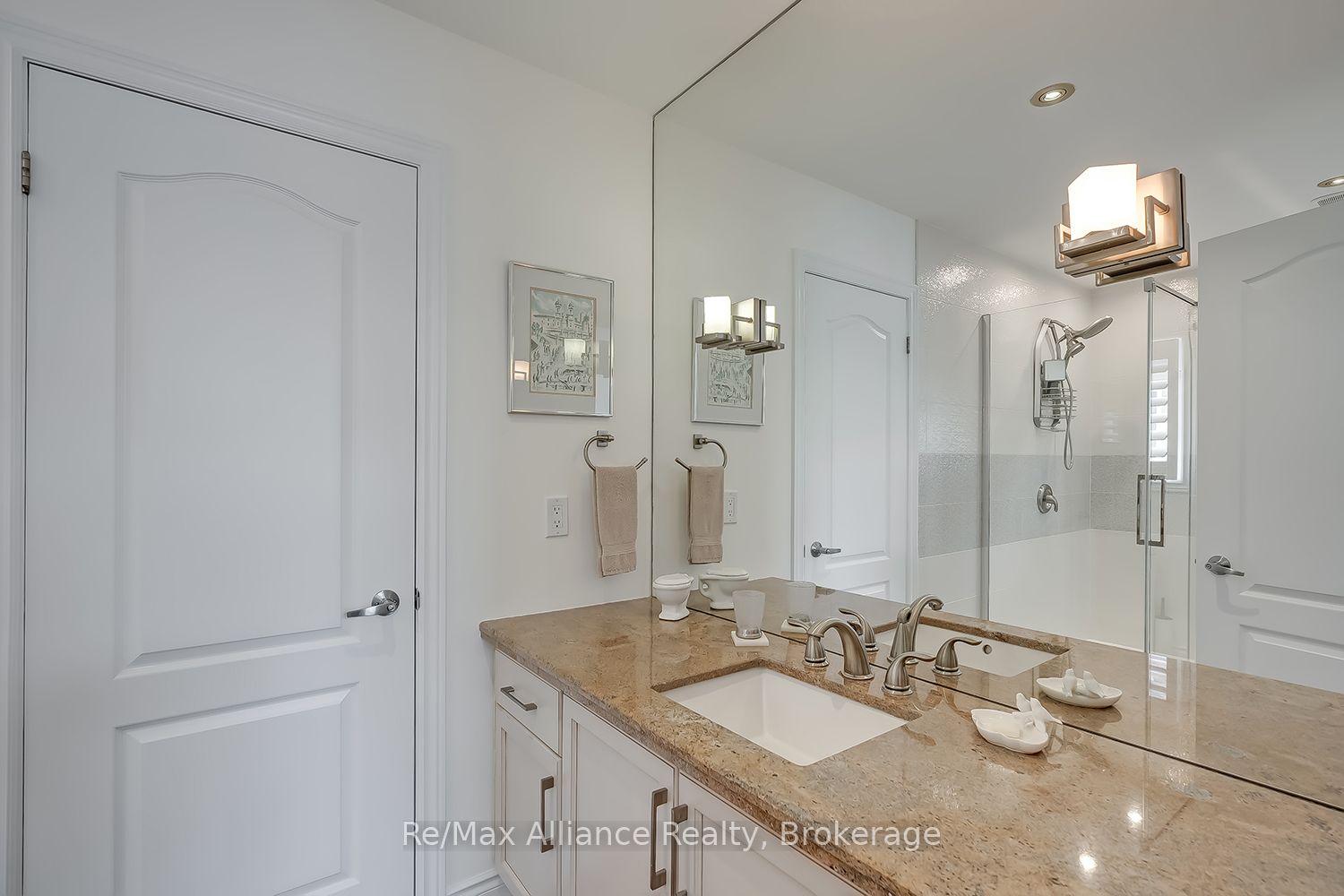 203 Burloak Drive Property Photo 29