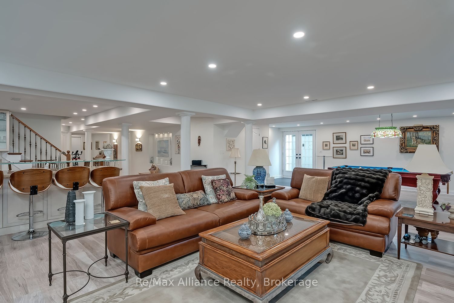 203 Burloak Drive Property Photo 33