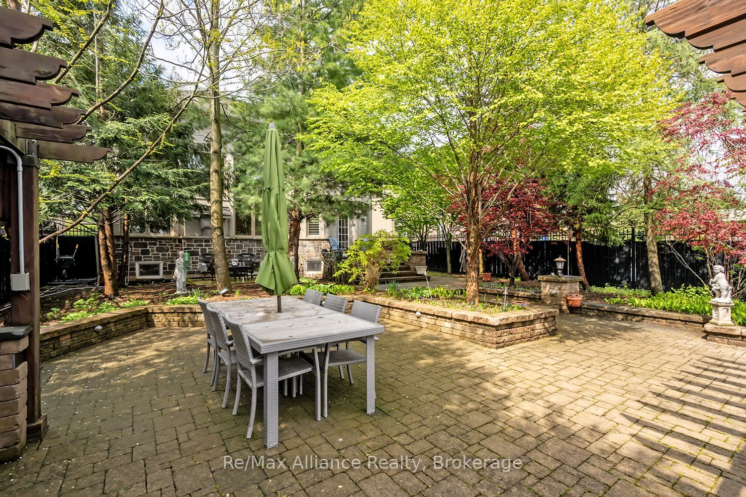 203 Burloak Drive Property Photo 41