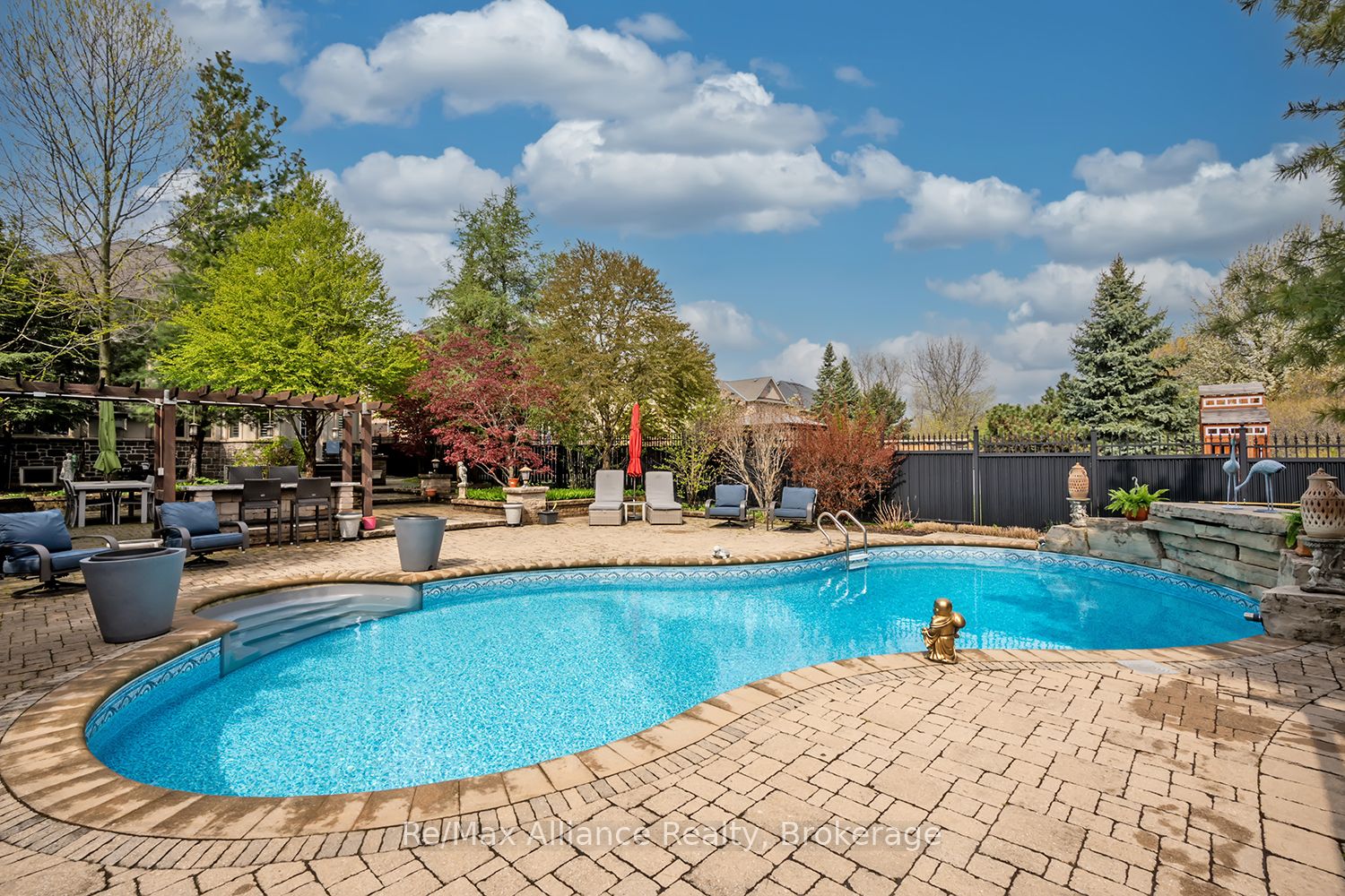 203 Burloak Drive Property Photo 45