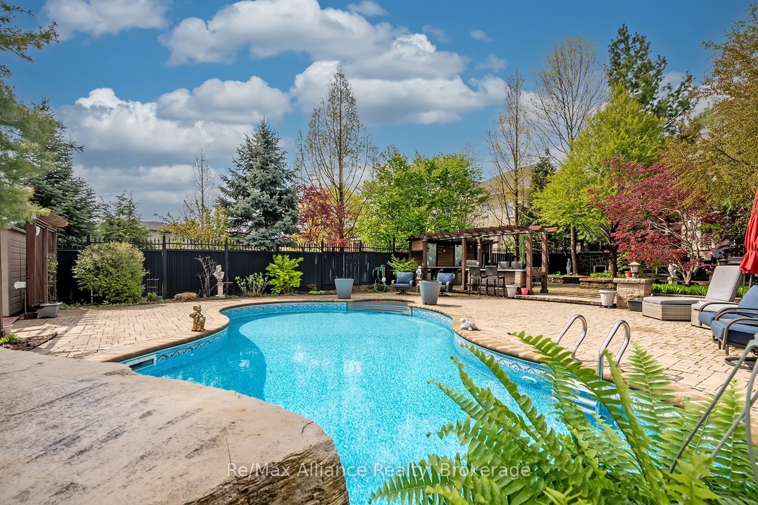 203 Burloak Drive Property Photo 47