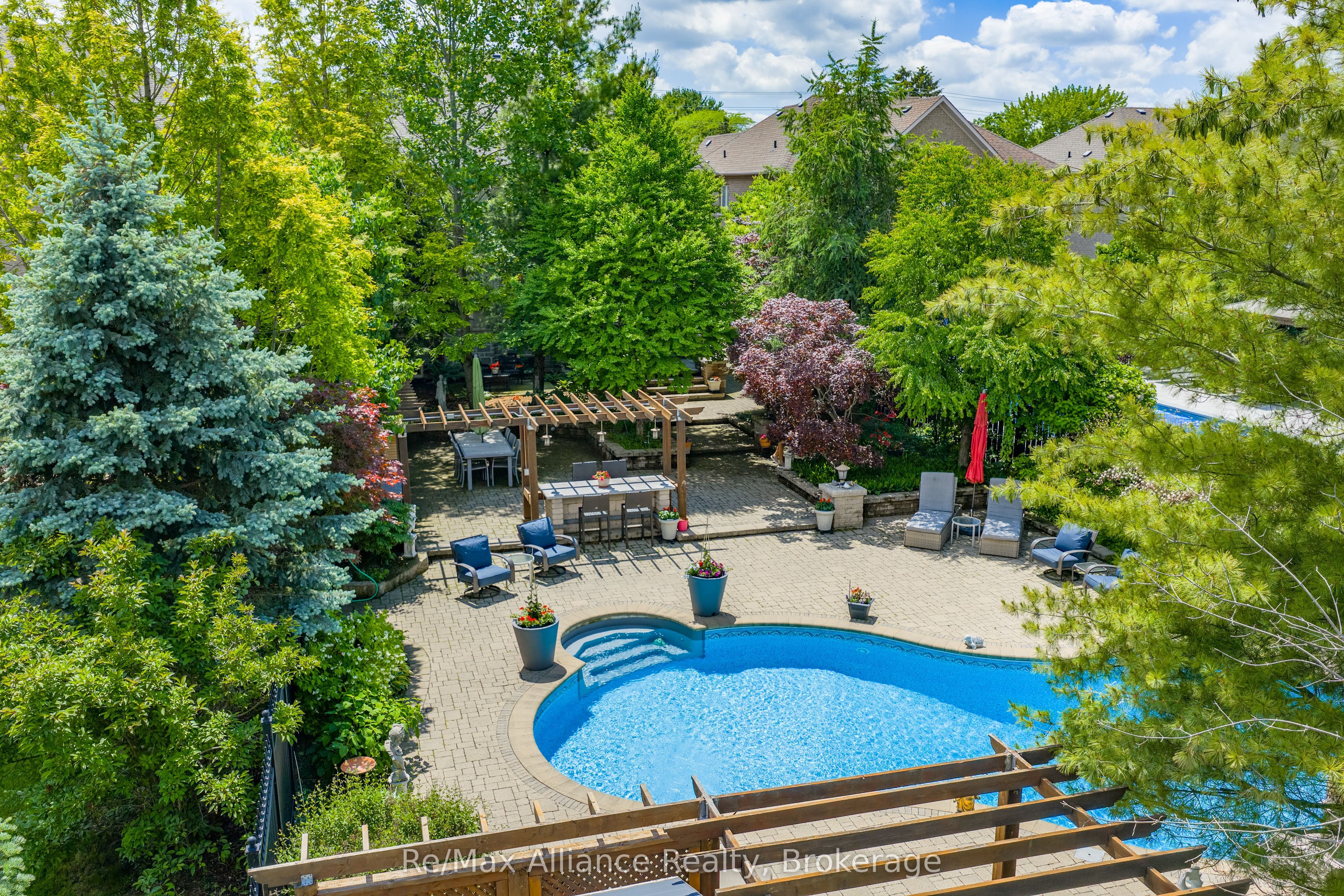 203 Burloak Drive Property Photo 48