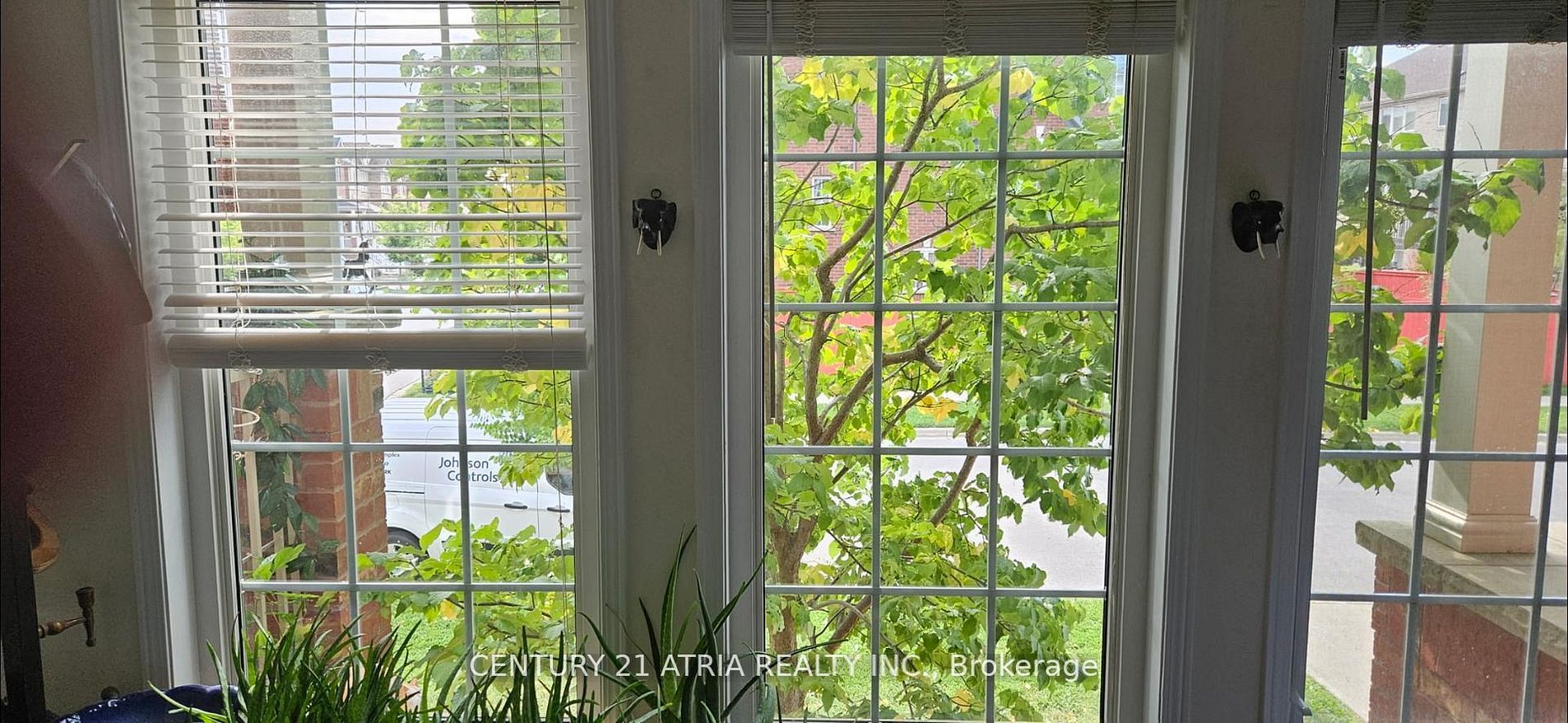 129 Isaac Devins Boulevard 5 Property Photo 33