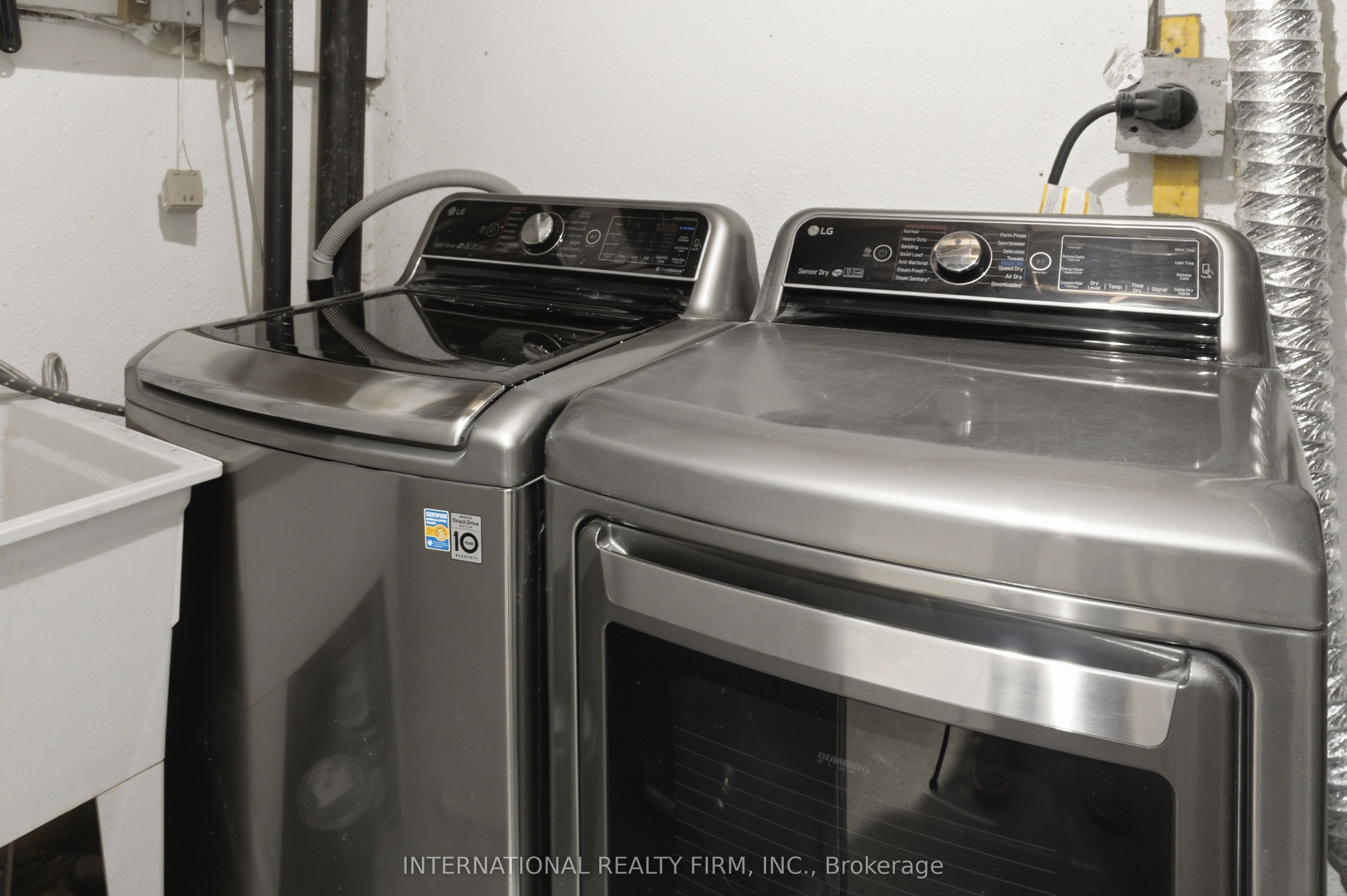 114 Foster Crescent Property Photo 15