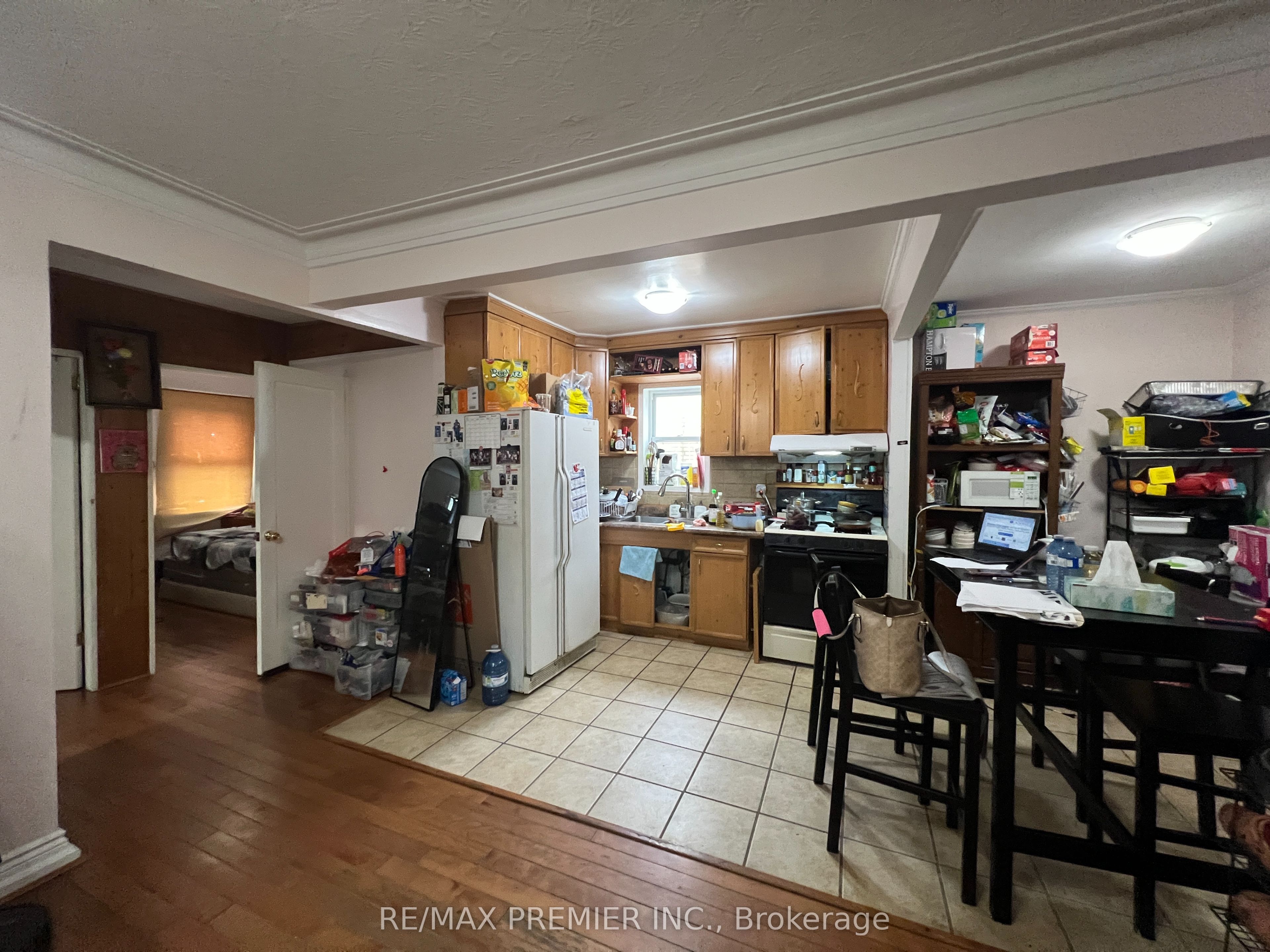 155 William Street Property Photo 5