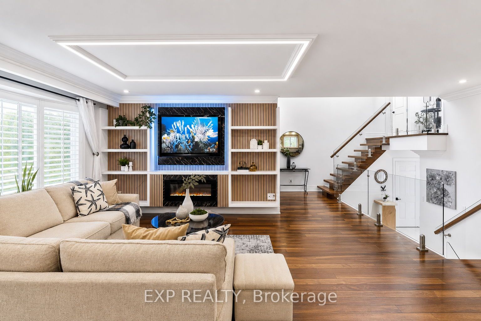 2439 Bridge Road Property Photo 16