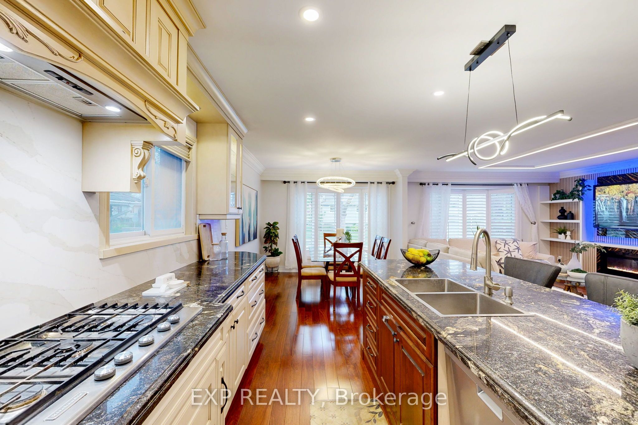 2439 Bridge Road Property Photo 20