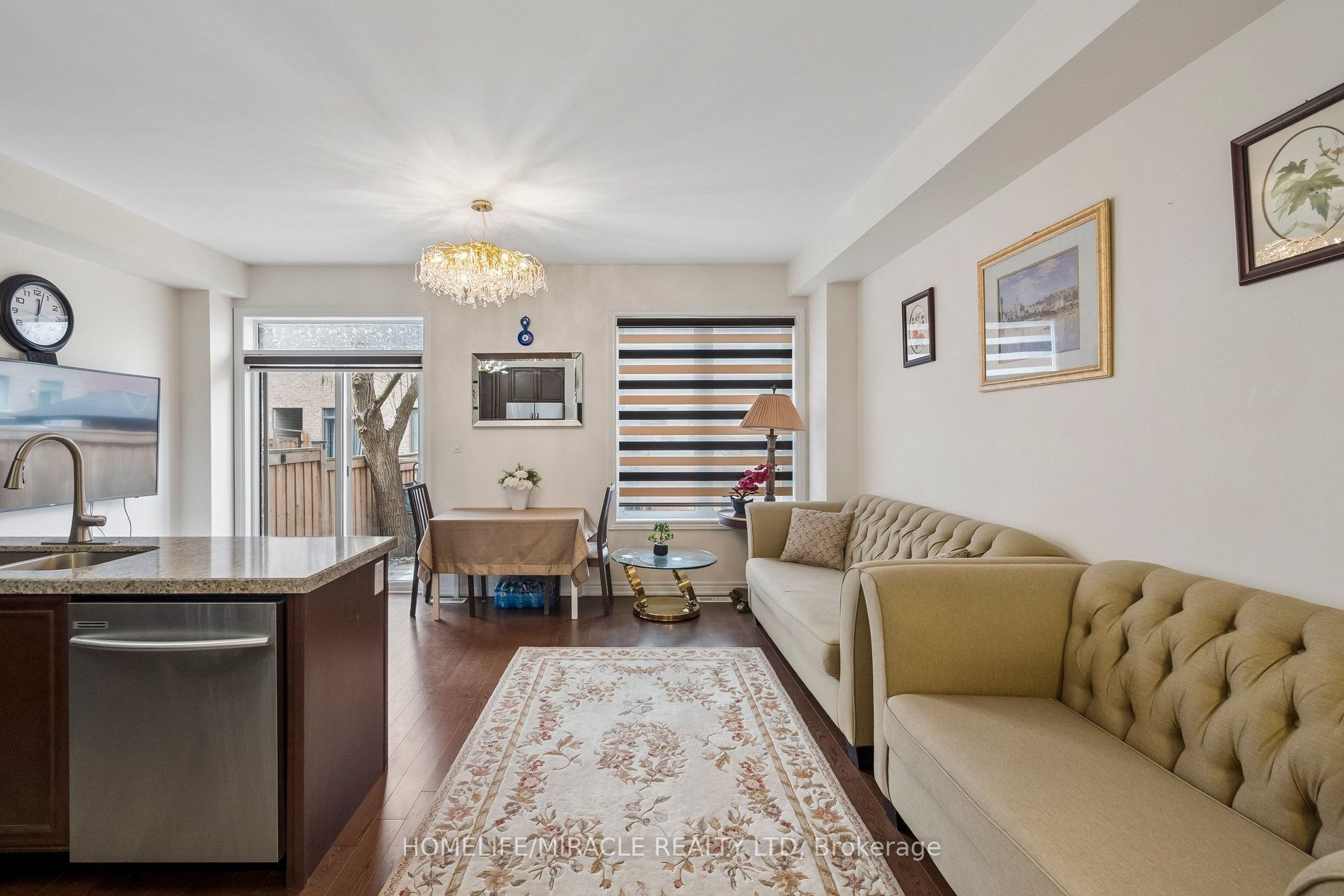 25 True Blue Crescent Property Photo 10