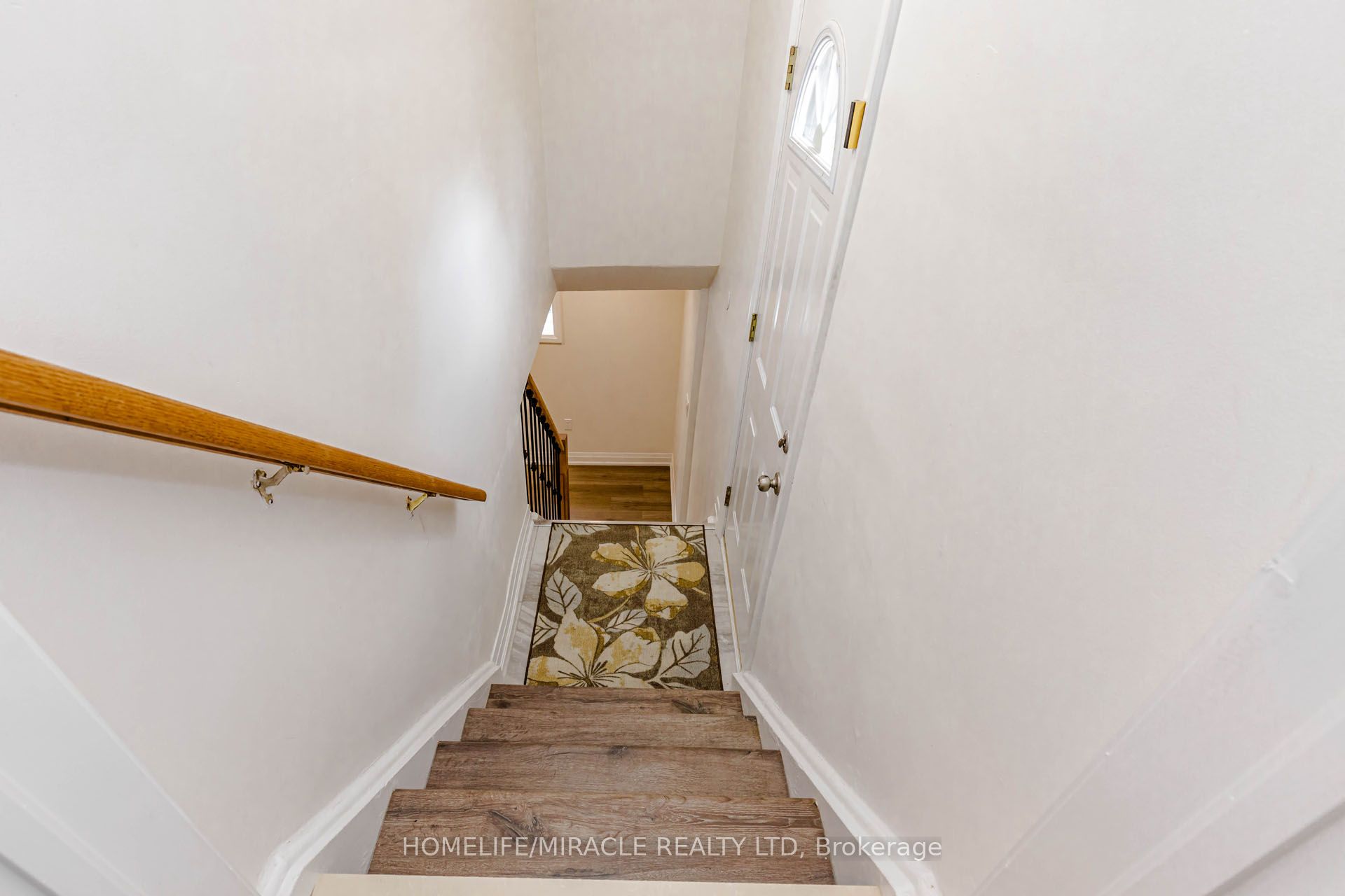 563 Taplow Crescent Property Photo 29
