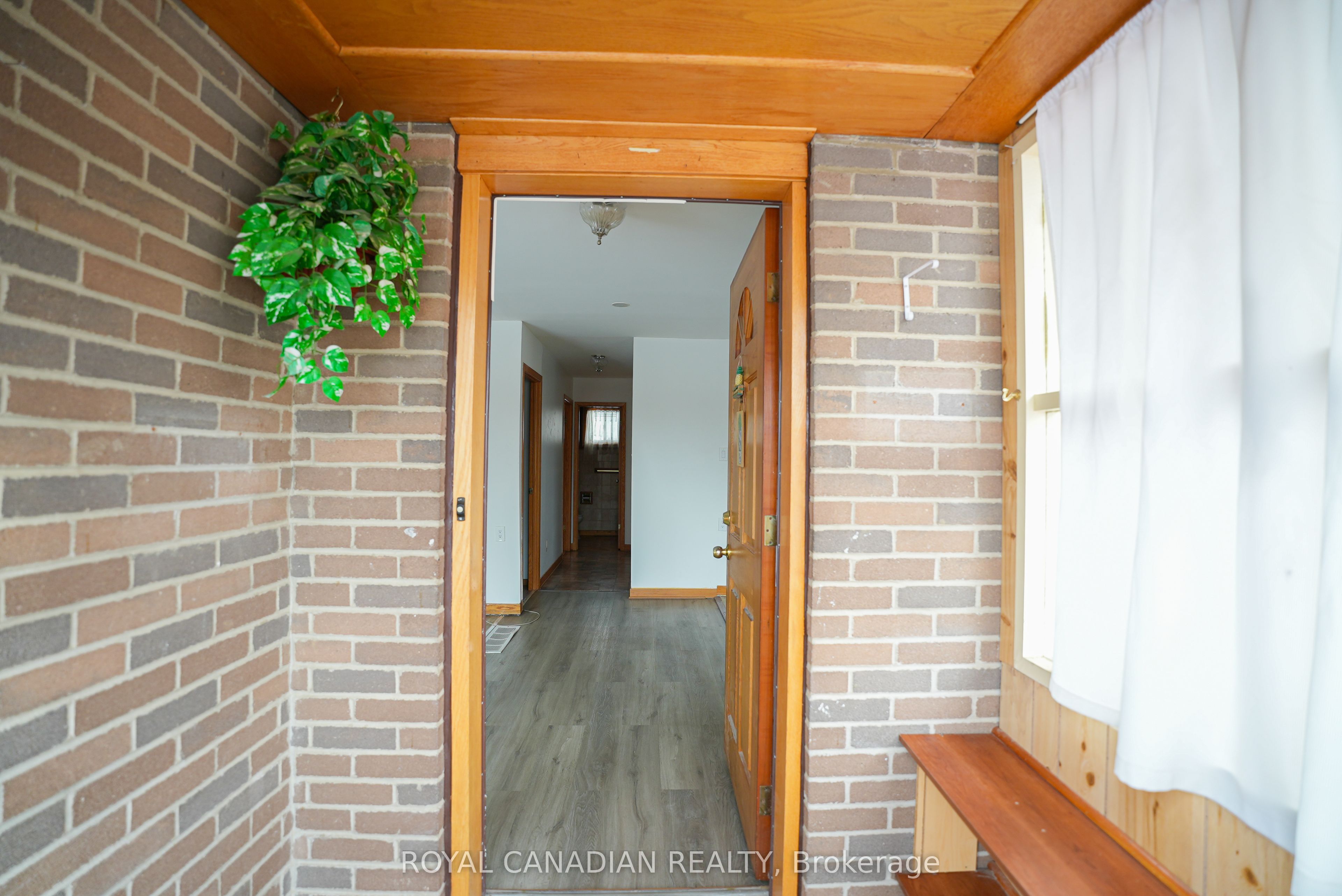 67 Sutherland Avenue Property Photo 4
