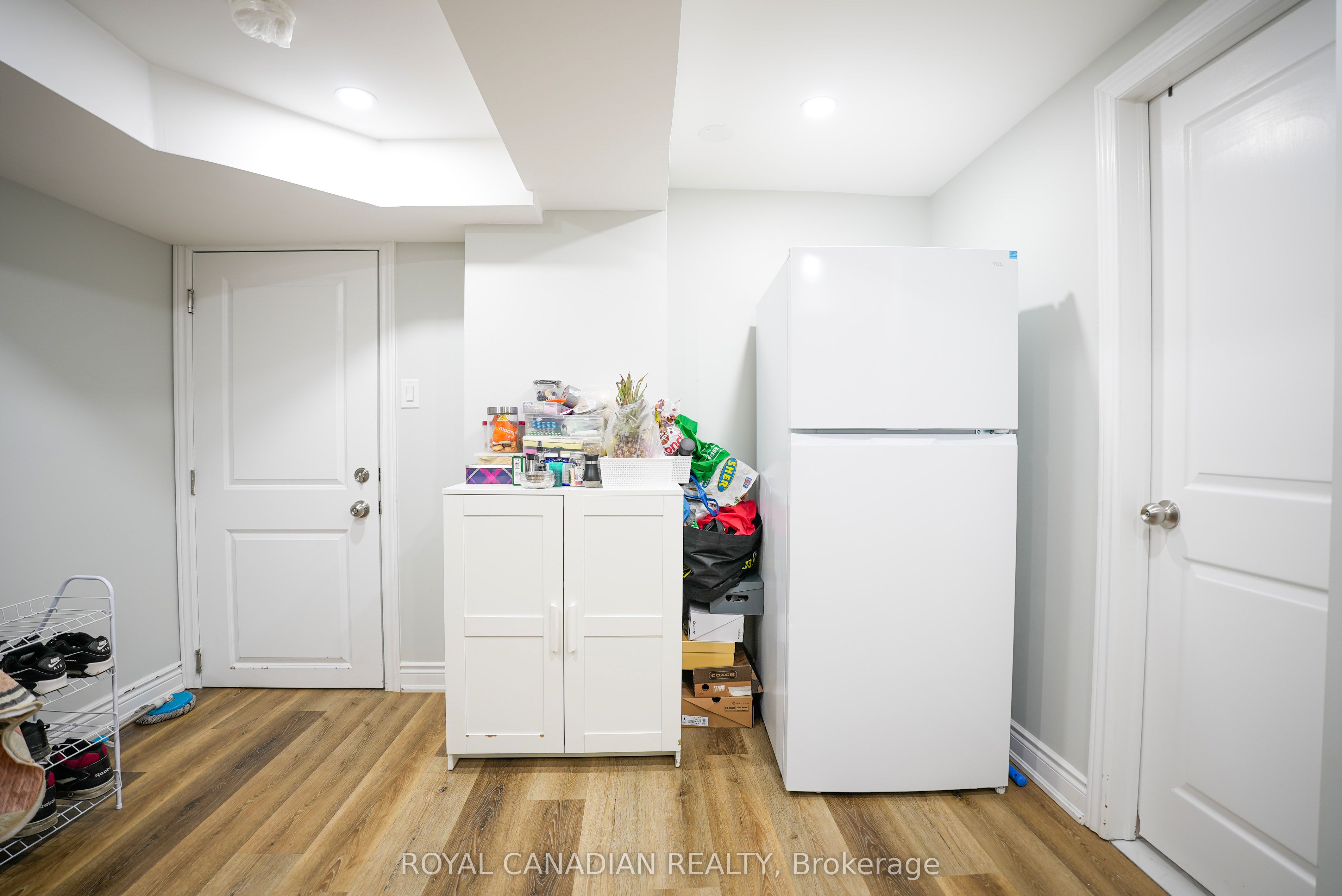 67 Sutherland Avenue Property Photo 21