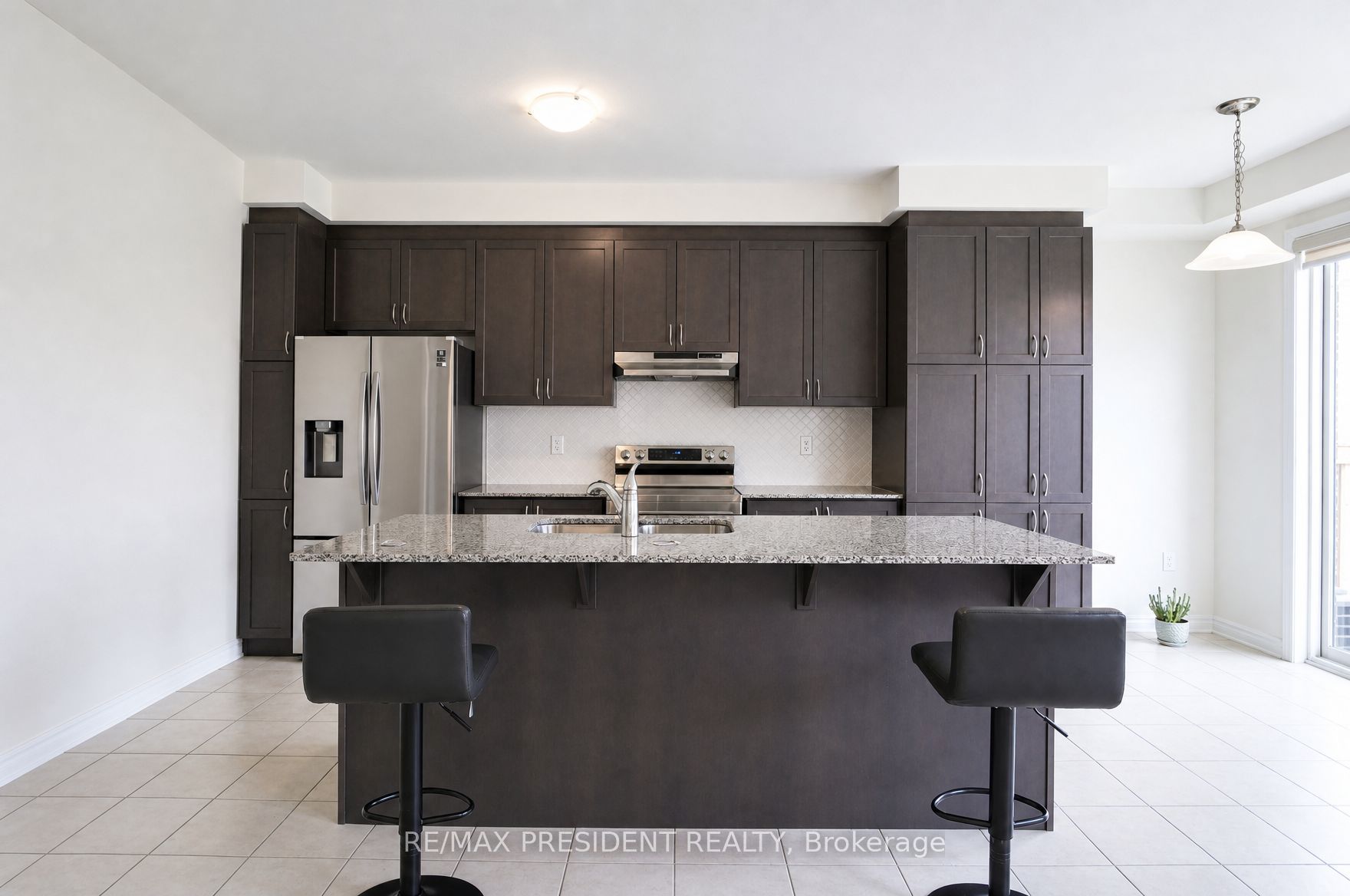 34 Eberly Woods Drive Property Photo 4
