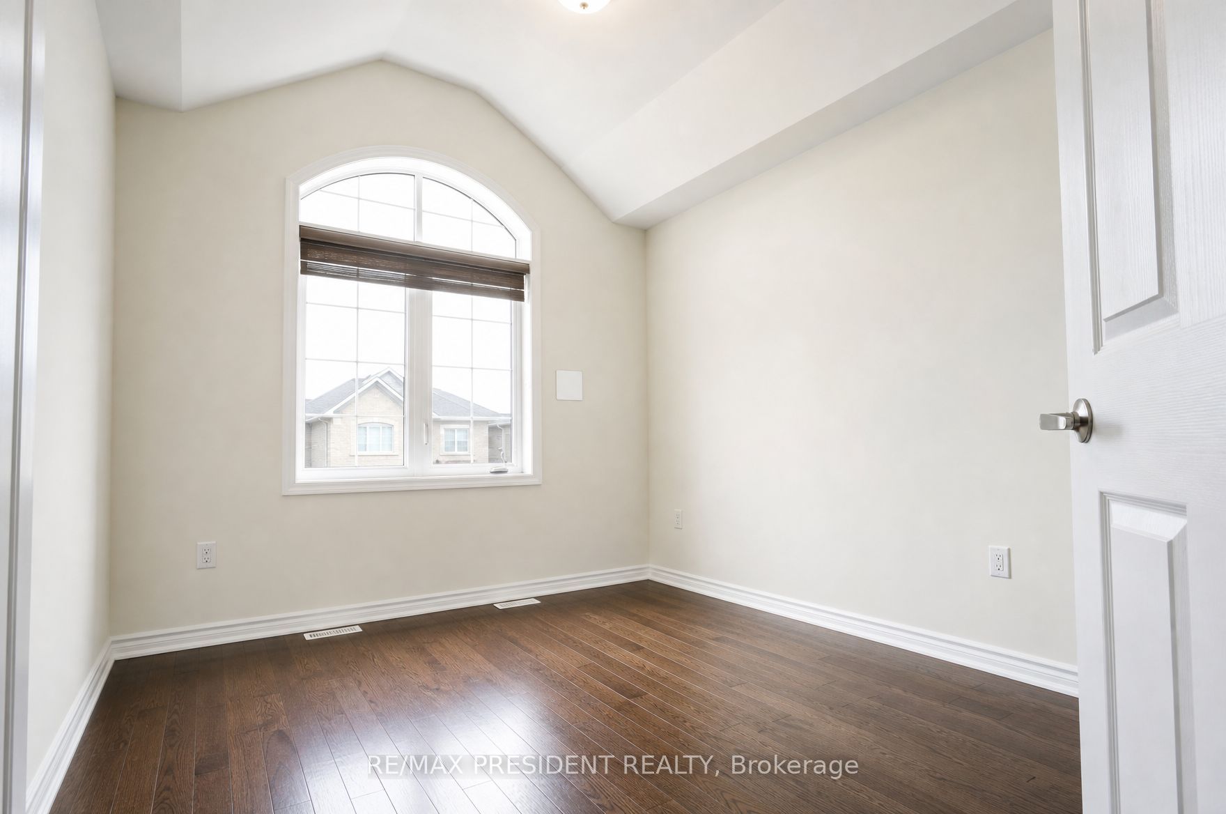 34 Eberly Woods Drive Property Photo 16