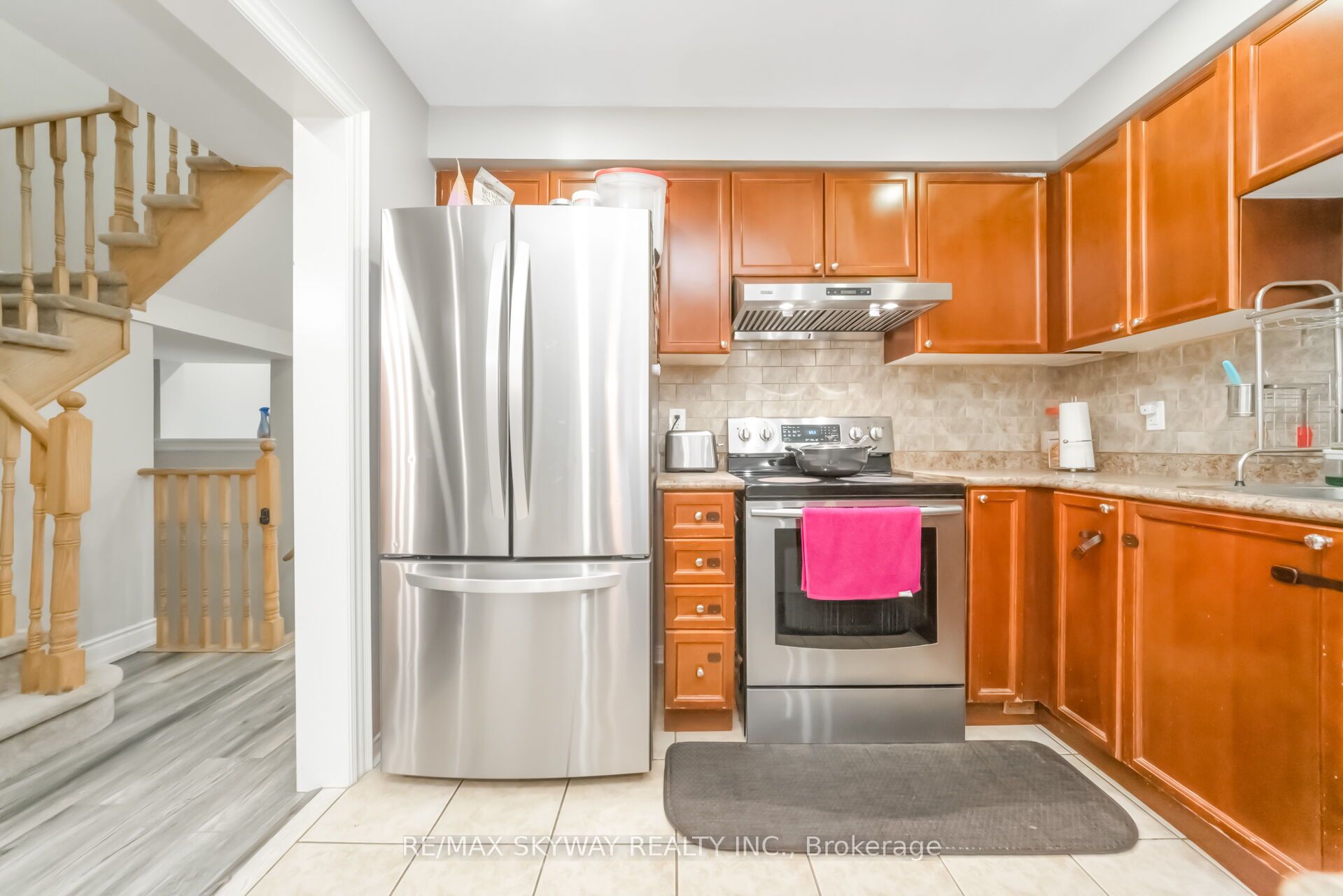 64 Bernard Avenue Property Photo 17