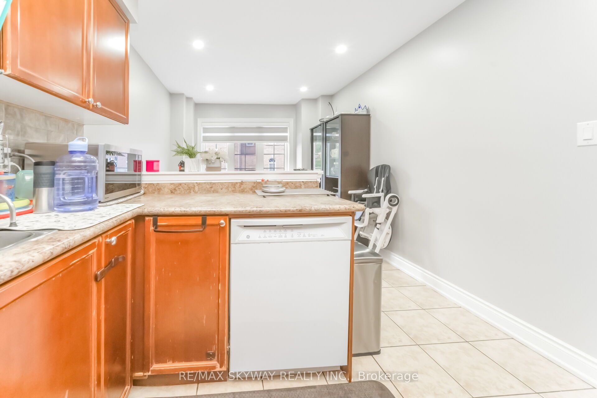 64 Bernard Avenue Property Photo 19