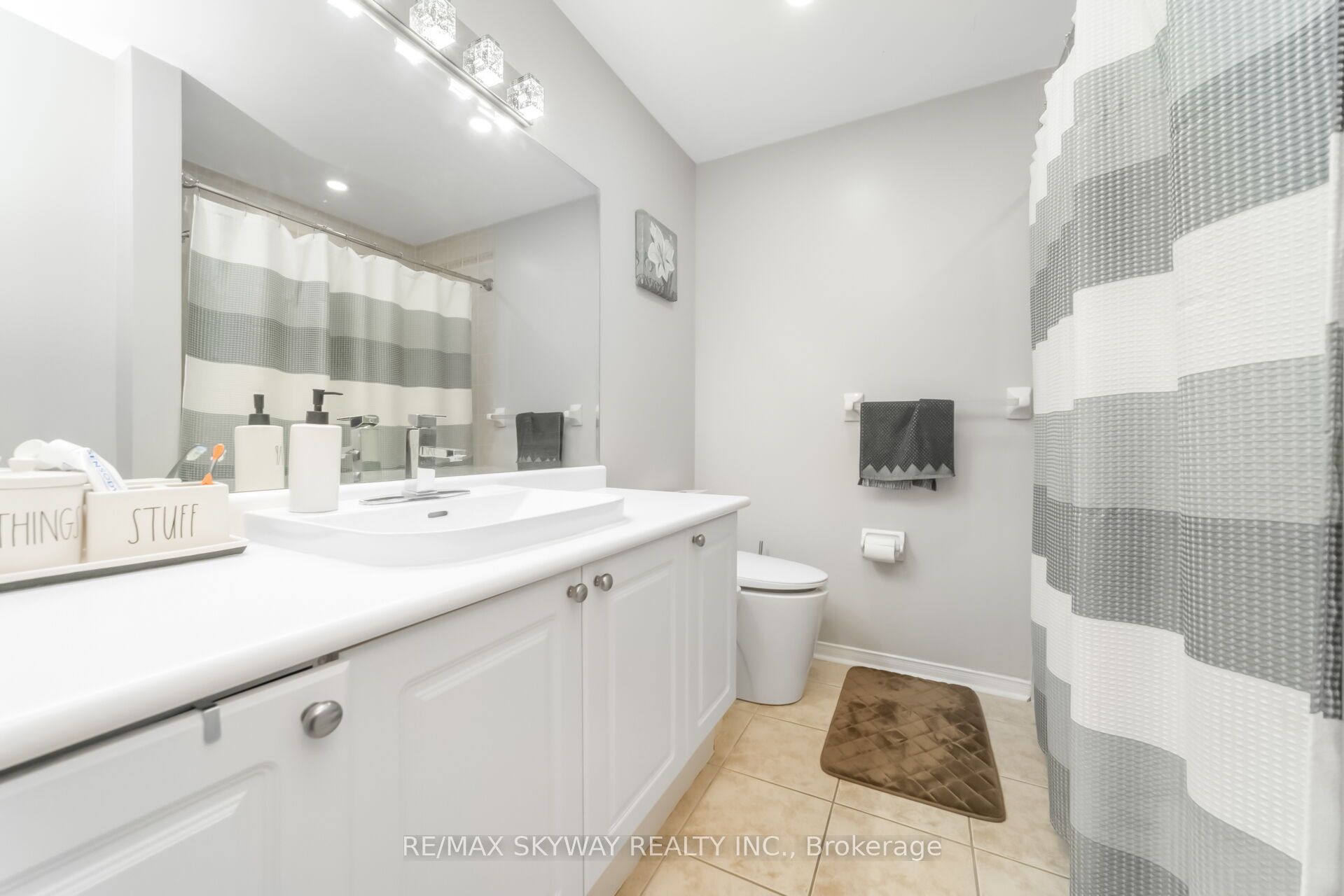 64 Bernard Avenue Property Photo 31