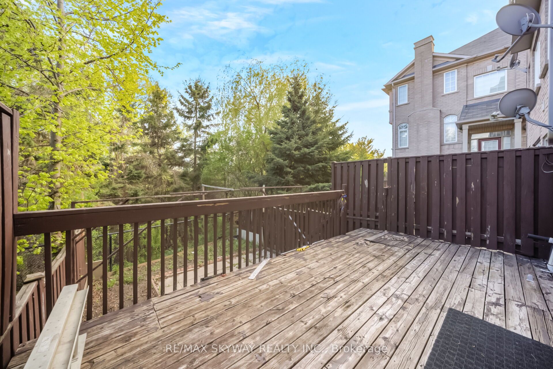64 Bernard Avenue Property Photo 34