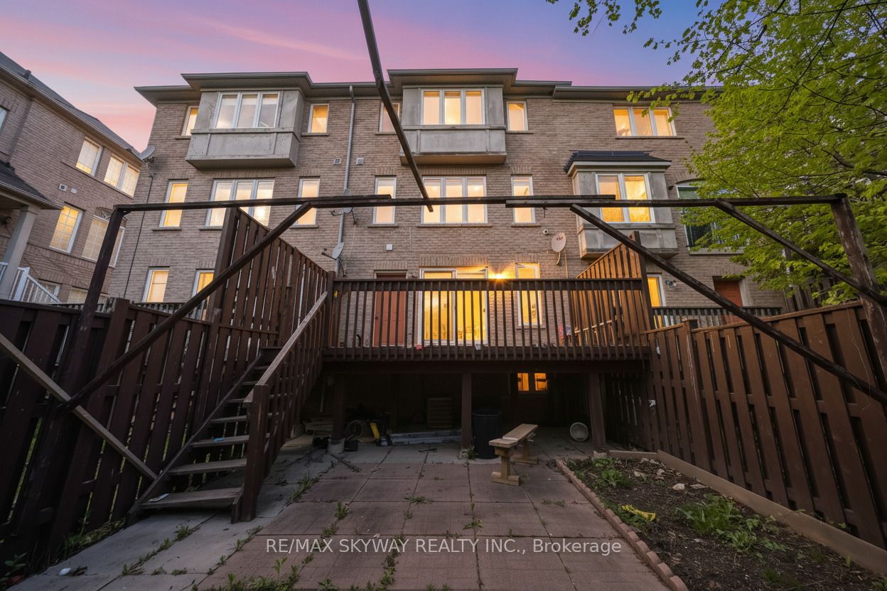 64 Bernard Avenue Property Photo 37