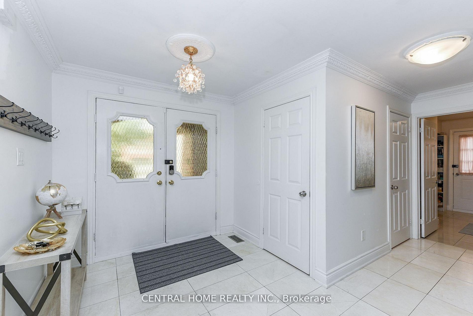 4 Robaldon Road Property Photo 5