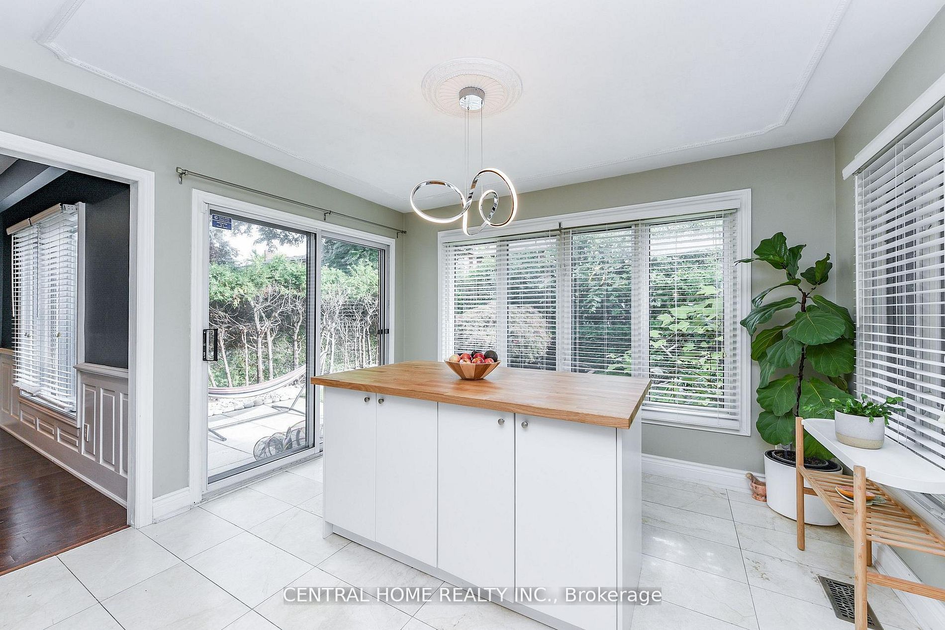 4 Robaldon Road Property Photo 12