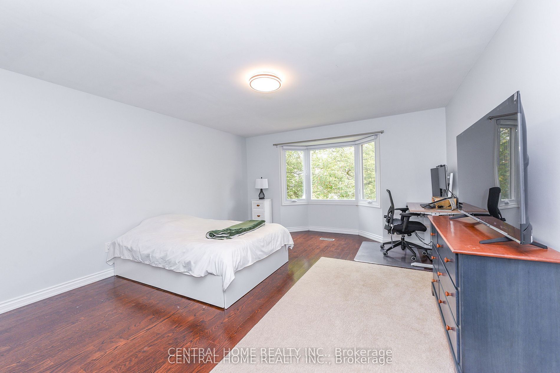 4 Robaldon Road Property Photo 28
