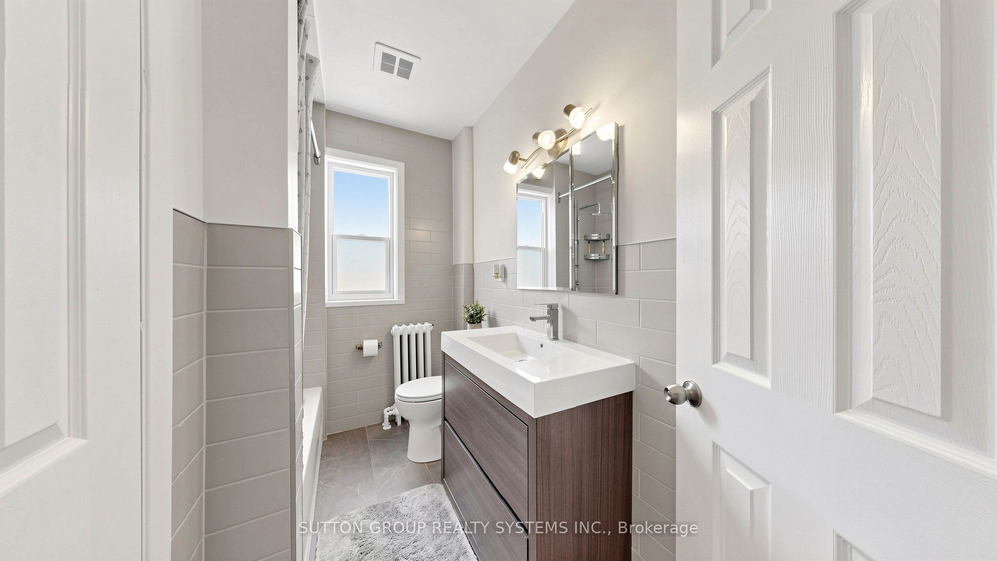 114 Rosemount Avenue Property Photo 14